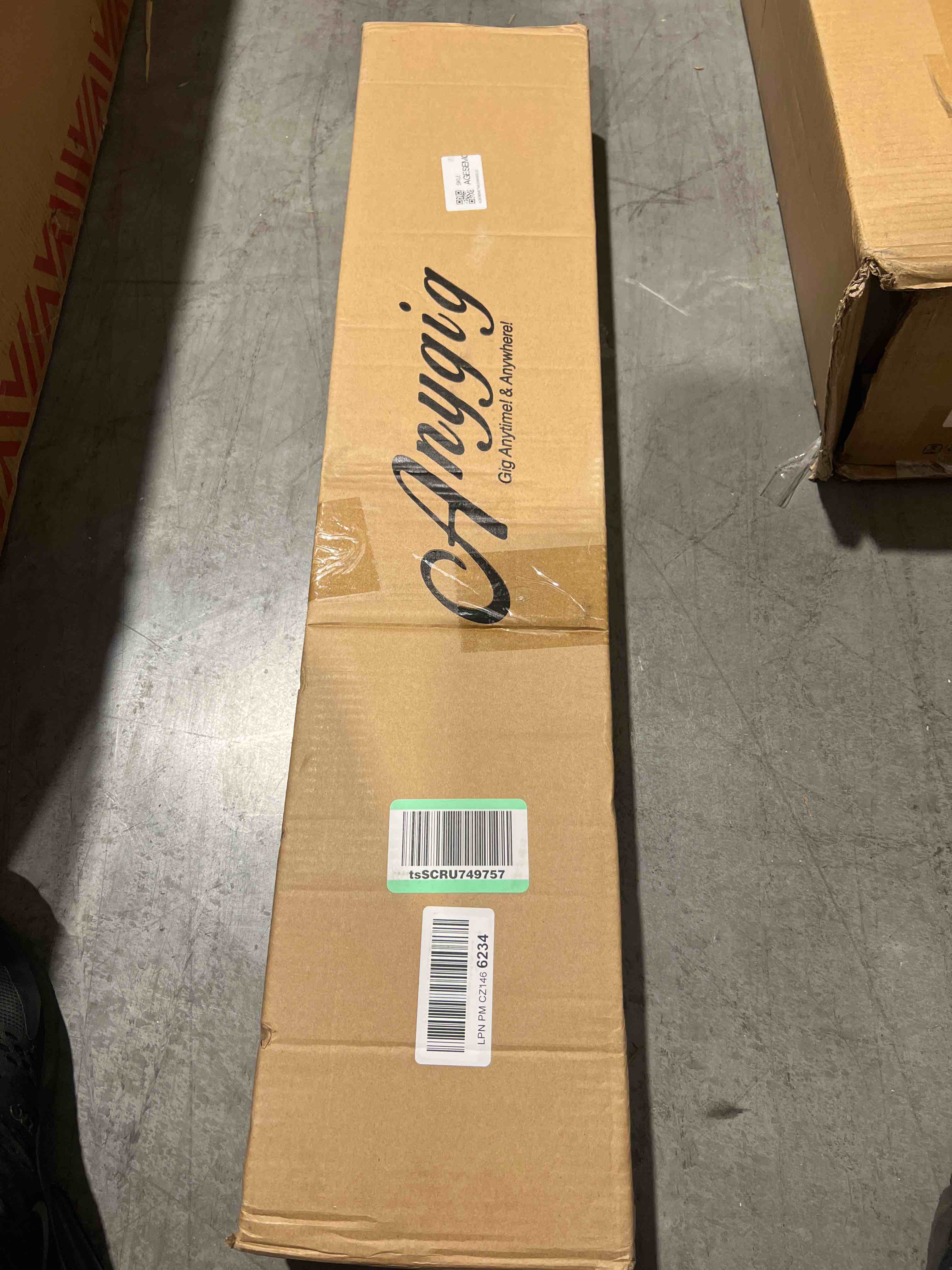 https://s3.amazonaws.com/lotting-images-prod/bidfta/YEL5073185_1697997881640.jpeg