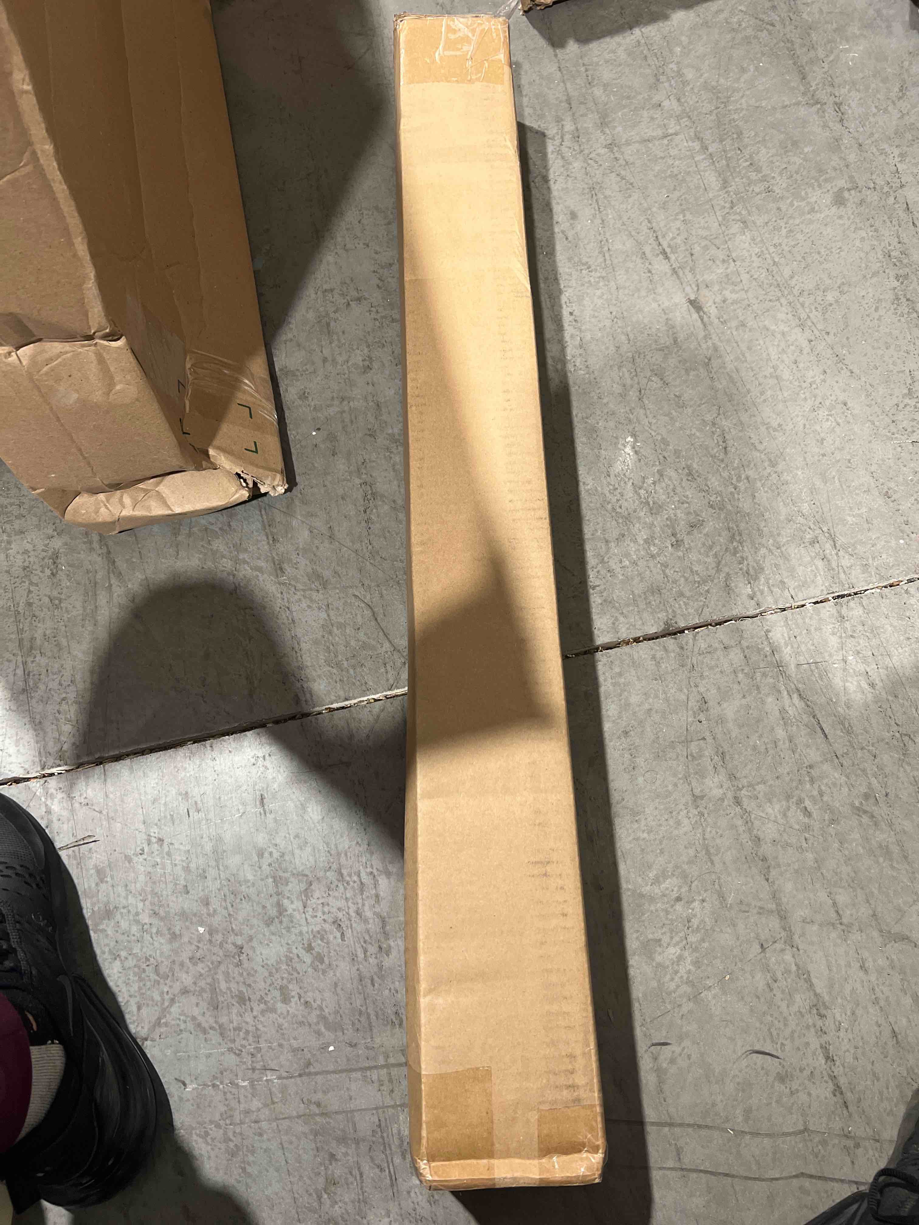 https://s3.amazonaws.com/lotting-images-prod/bidfta/YEL5073189_1698000001518.jpeg
