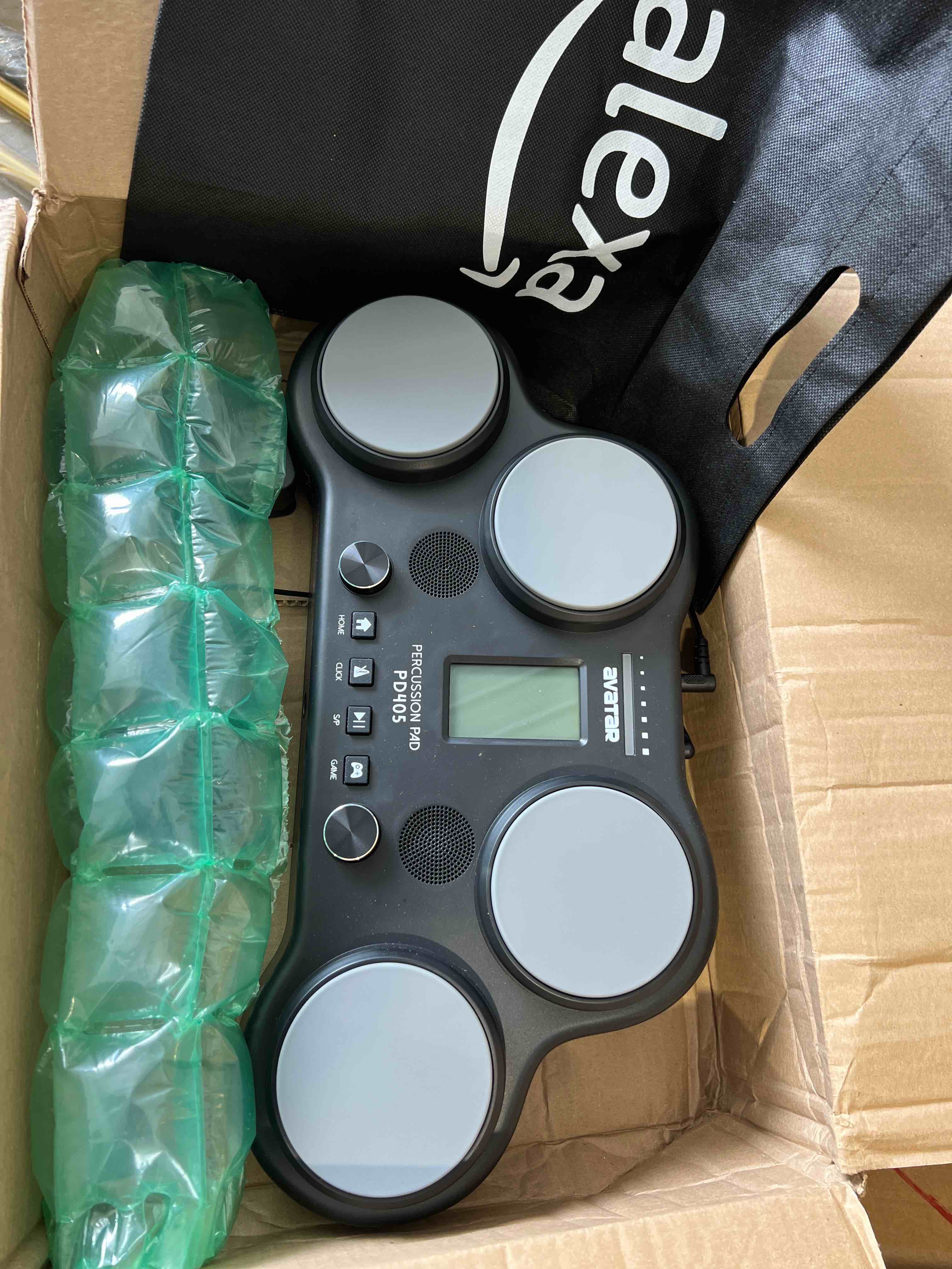 https://s3.amazonaws.com/lotting-images-prod/bidfta/YEL5073235_1698340747114.jpeg