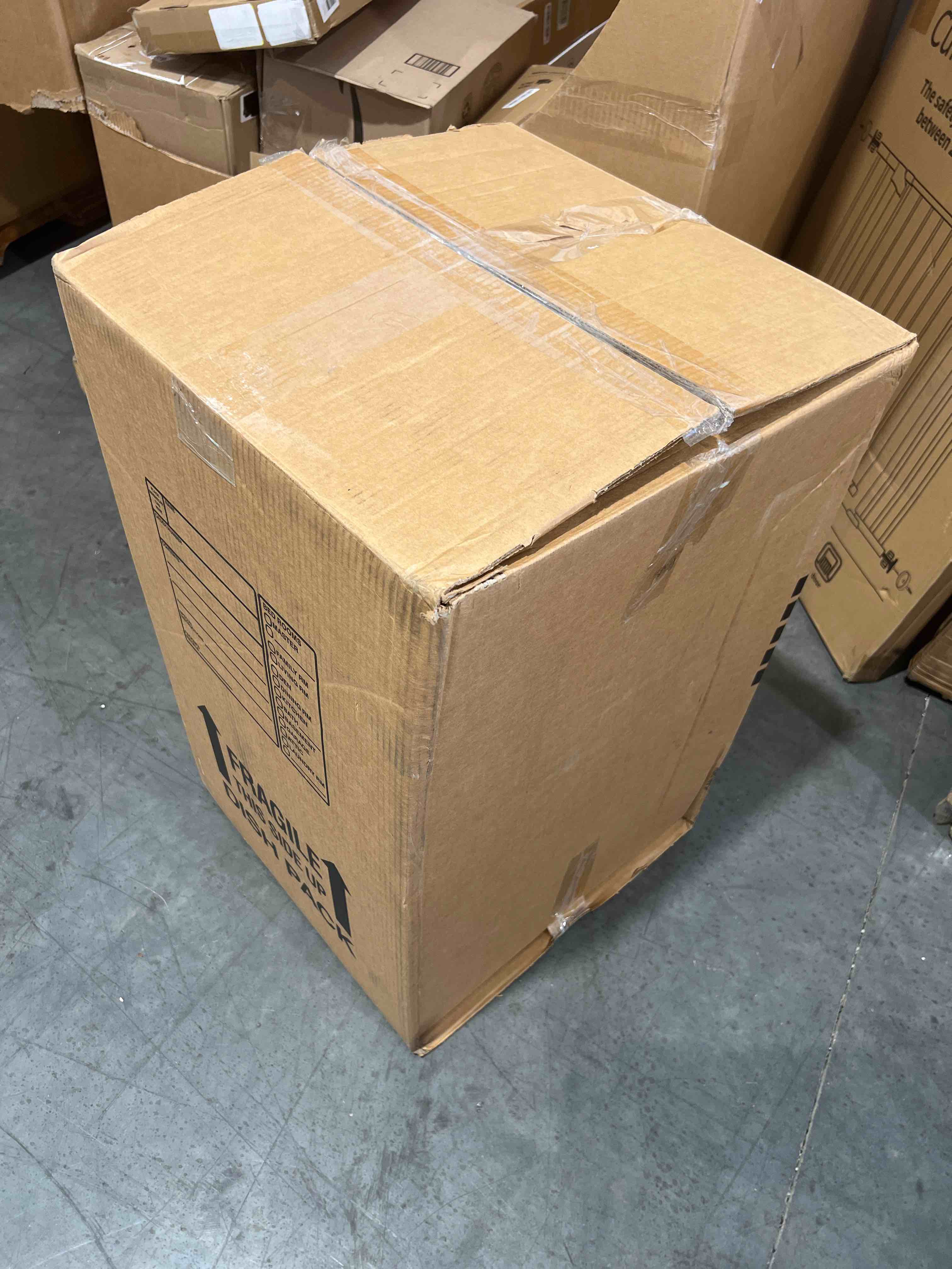 https://s3.amazonaws.com/lotting-images-prod/bidfta/YEL5073255_1698351037136.jpeg