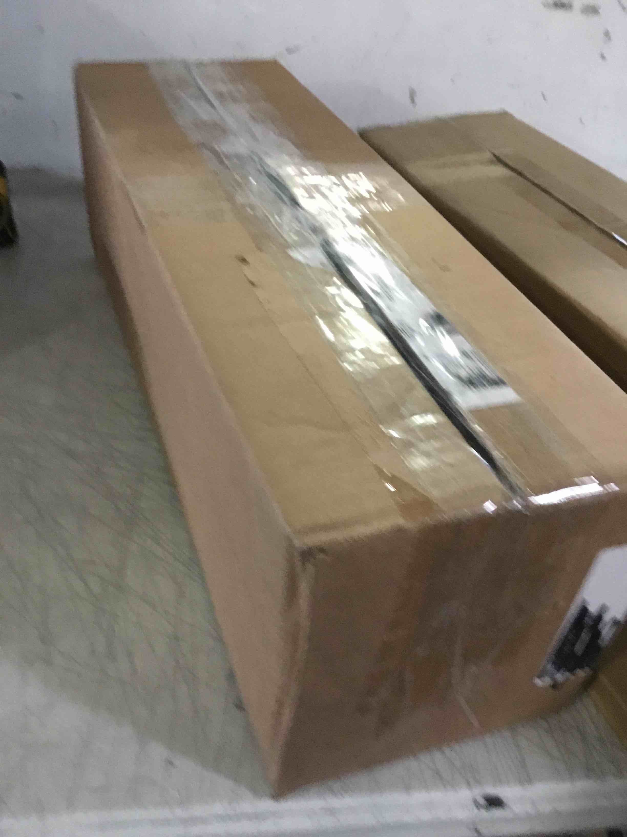 https://s3.amazonaws.com/lotting-images-prod/bidfta/YEL5084409_1702668041392.jpeg