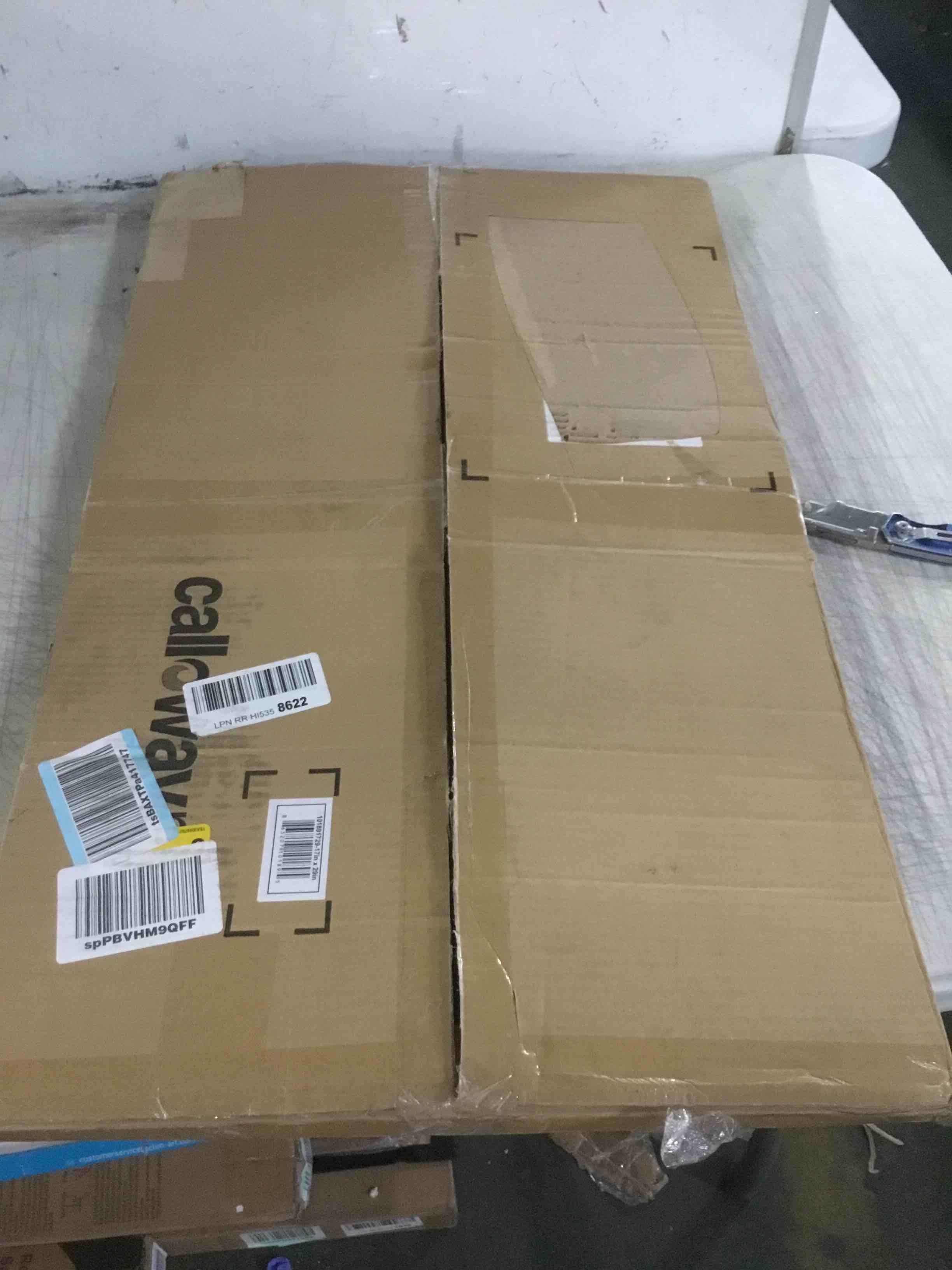 https://s3.amazonaws.com/lotting-images-prod/bidfta/YEL5084411_1702668215764.jpeg