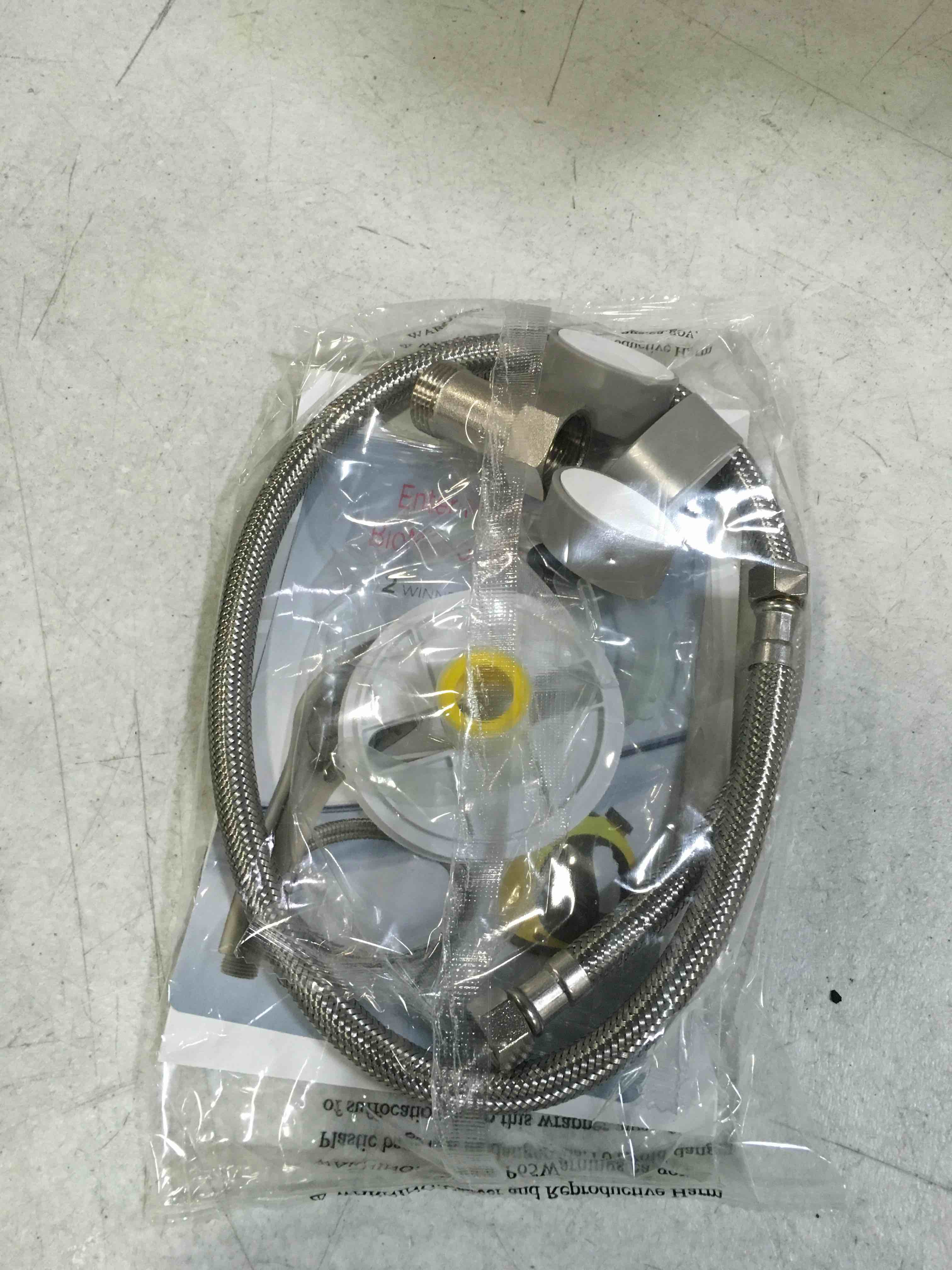 https://s3.amazonaws.com/lotting-images-prod/bidfta/YEL5084540_1702910393767.jpeg