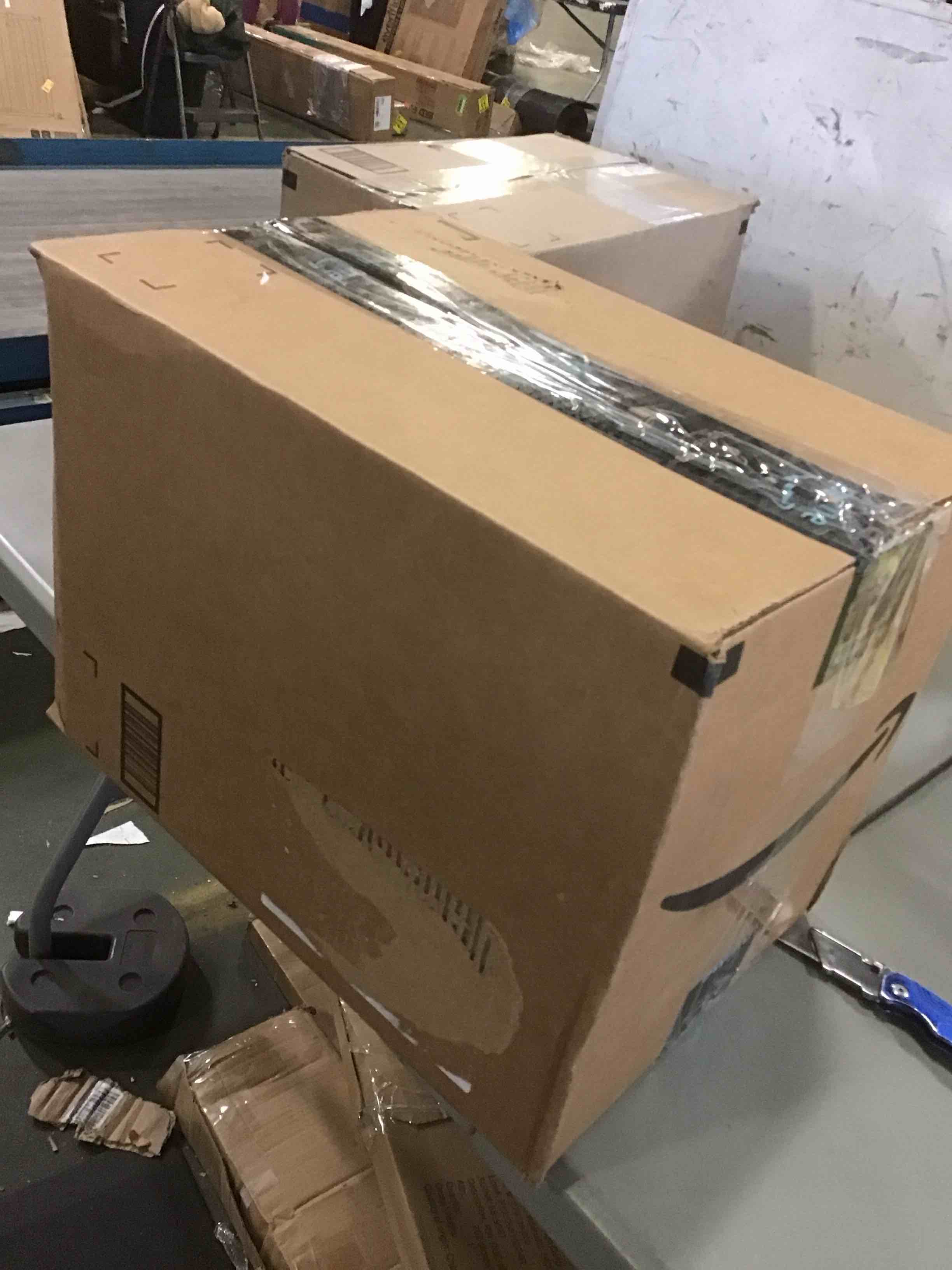 https://s3.amazonaws.com/lotting-images-prod/bidfta/YEL5085042_1703097266176.jpeg