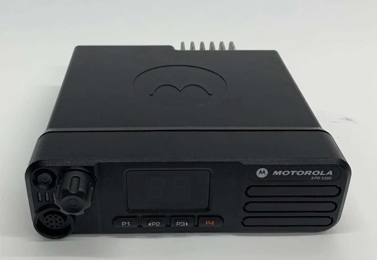 Motorola XPR5380 AAM28QNC9KA1AN 800 MHz Digital Mobile Radio w/ Connect Plus XPR MOTOTRBO (The Digital Mobile Radio Has Been Used And It 7 Of Them In The Box) 