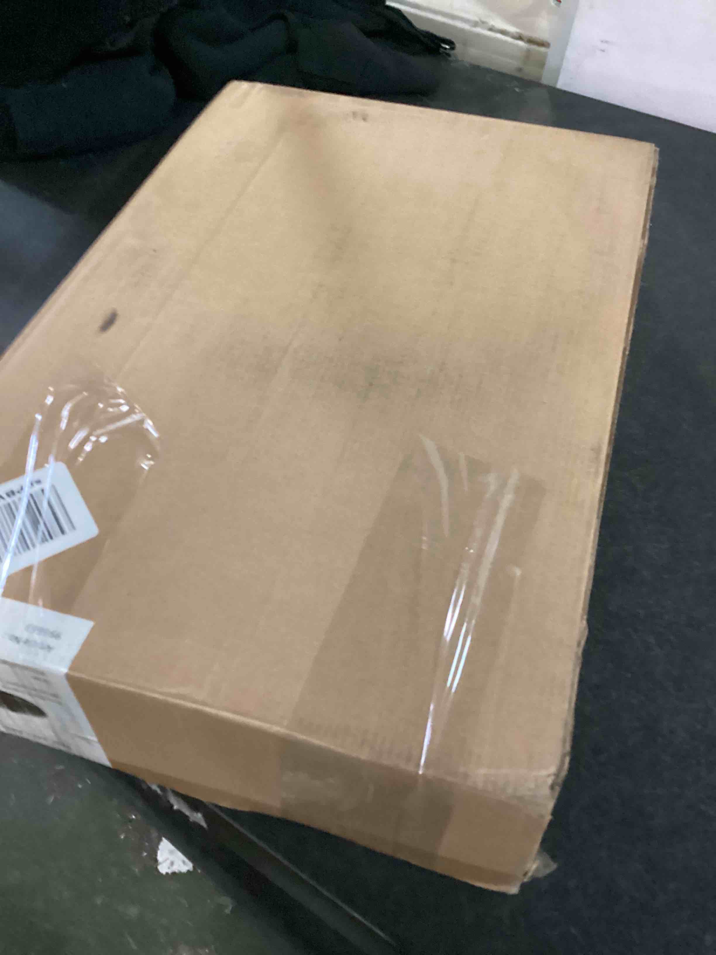 https://s3.amazonaws.com/lotting-images-prod/bidfta/YEL5085627_1702742869126.jpeg
