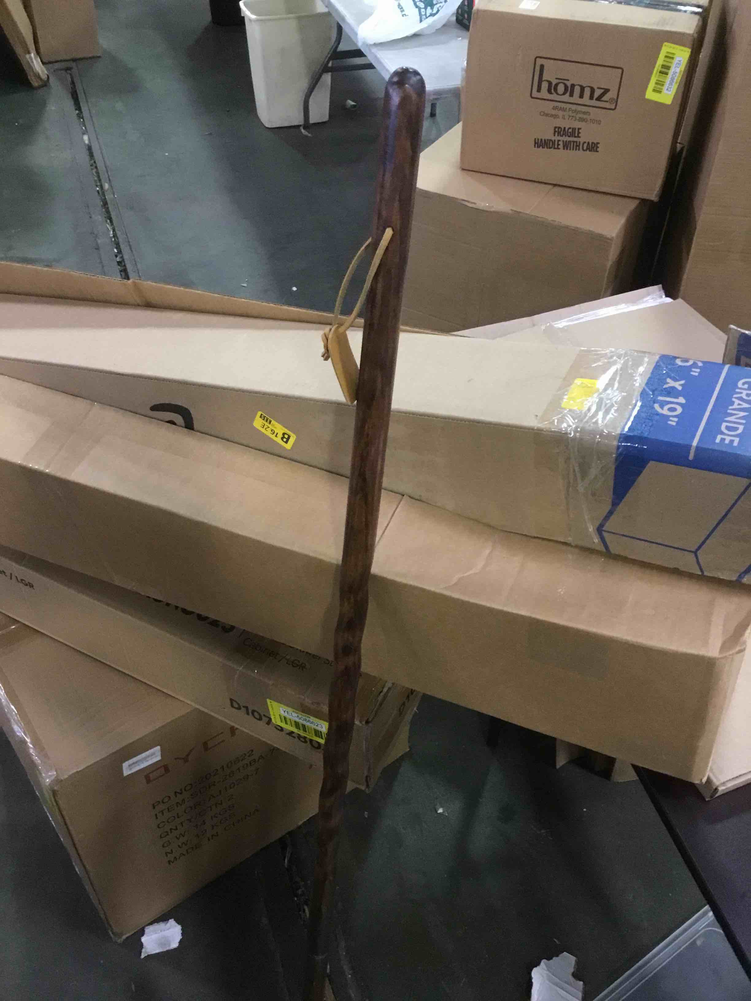 https://s3.amazonaws.com/lotting-images-prod/bidfta/YEL5086635_1703277588385.jpeg