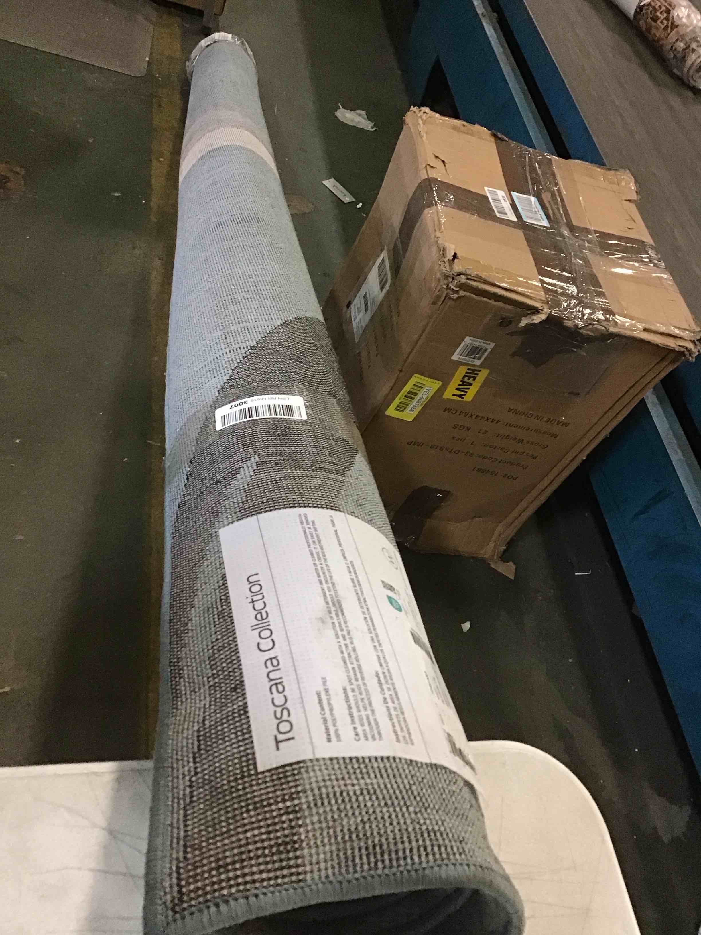 https://s3.amazonaws.com/lotting-images-prod/bidfta/YEL5087361_1703004763570.jpeg