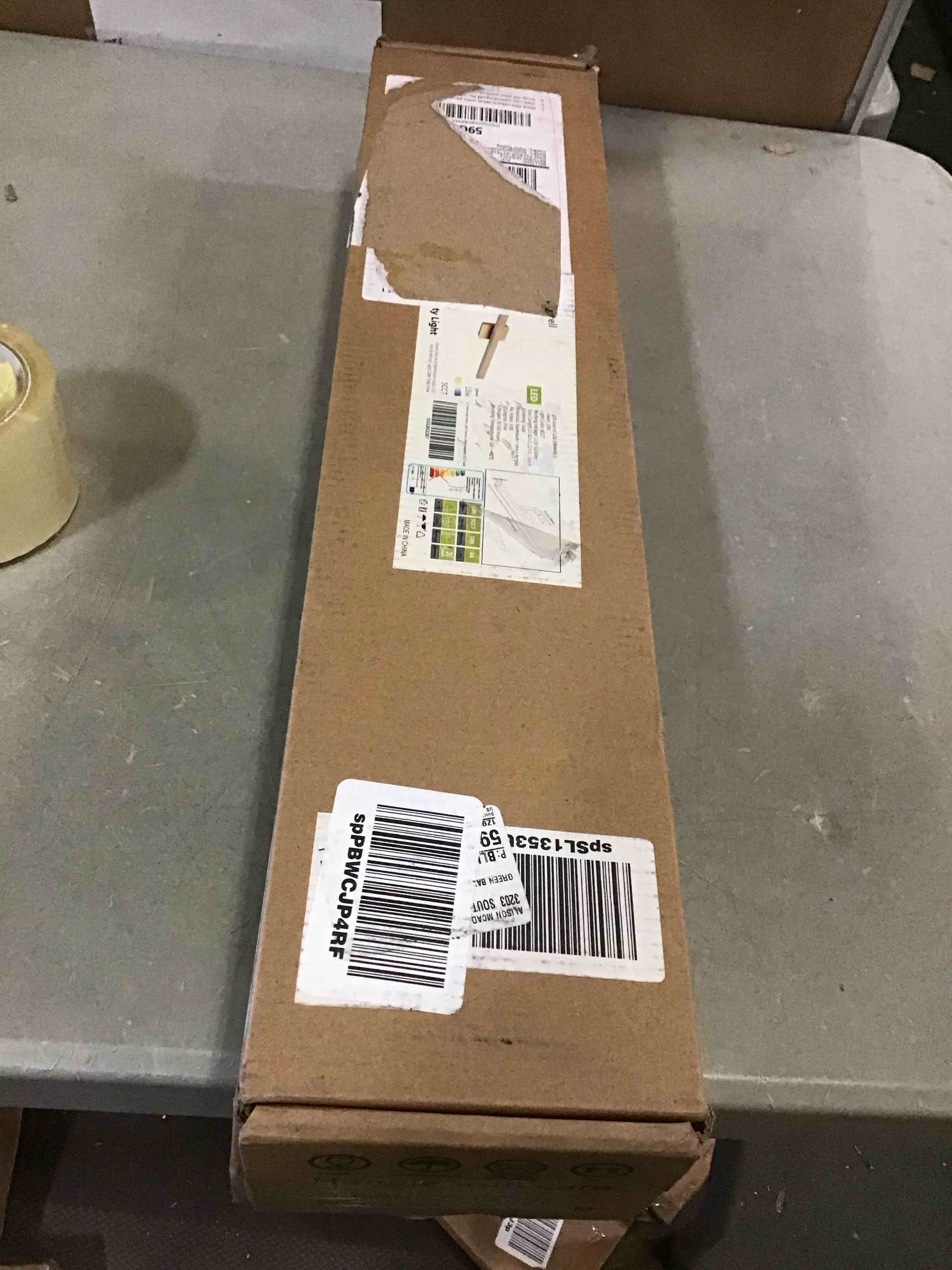 https://s3.amazonaws.com/lotting-images-prod/bidfta/YEL5087678_1703096651688.jpeg