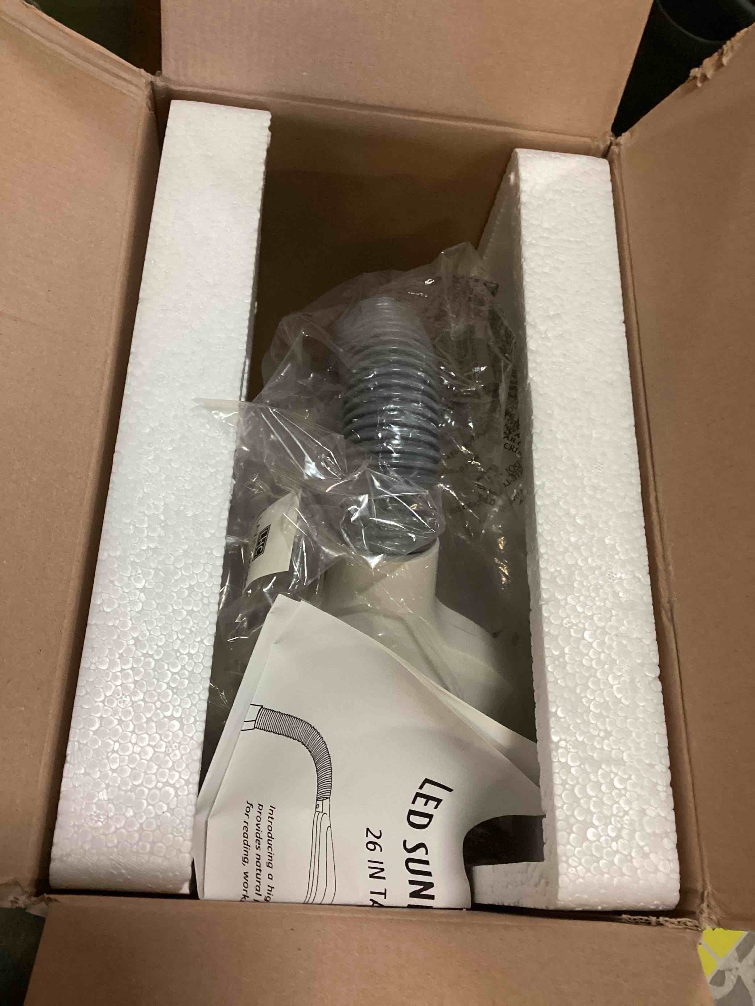 https://s3.amazonaws.com/lotting-images-prod/bidfta/YEL5088648_1702999283957.jpeg