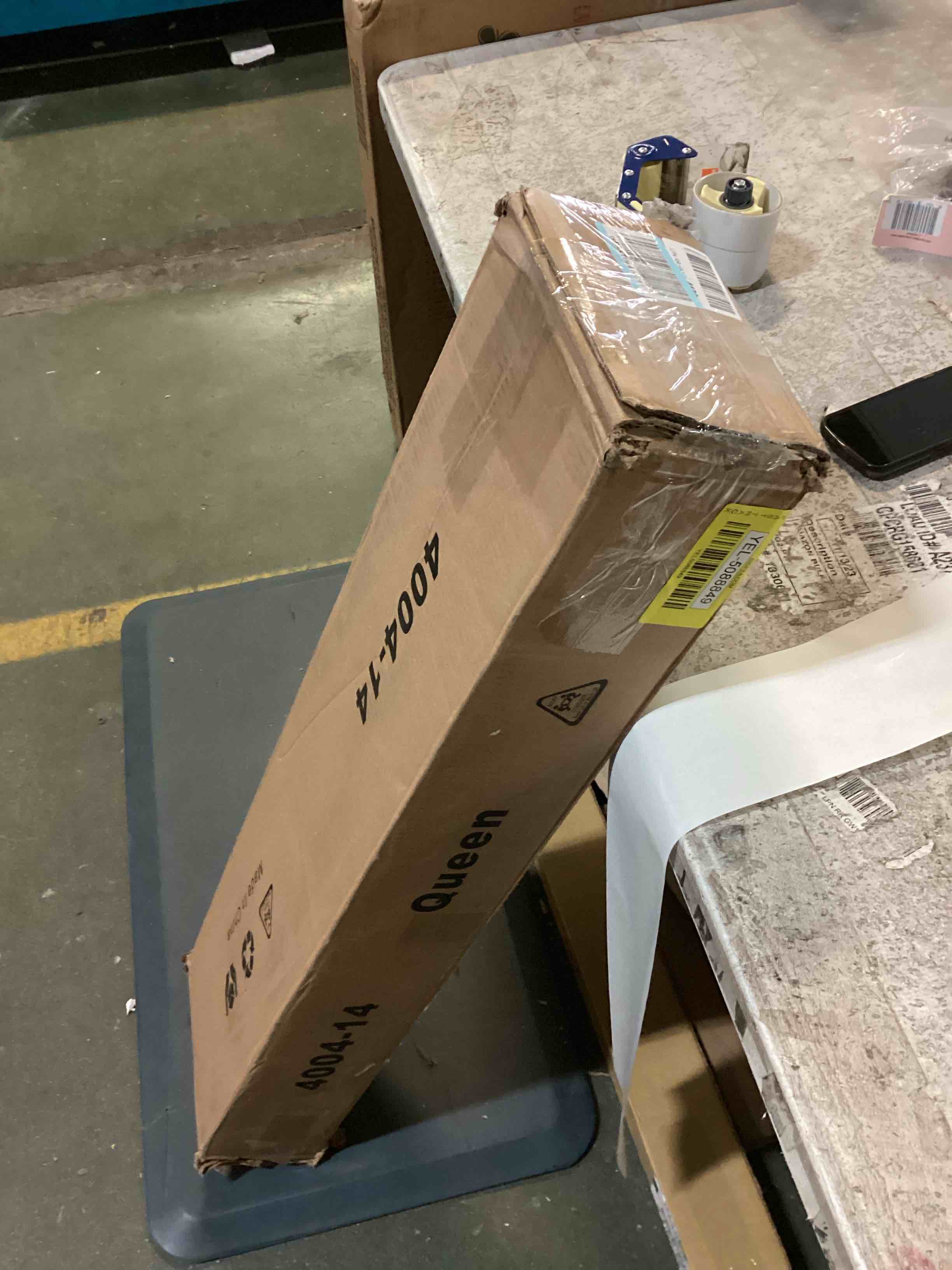 https://s3.amazonaws.com/lotting-images-prod/bidfta/YEL5088849_1703080500852.jpeg