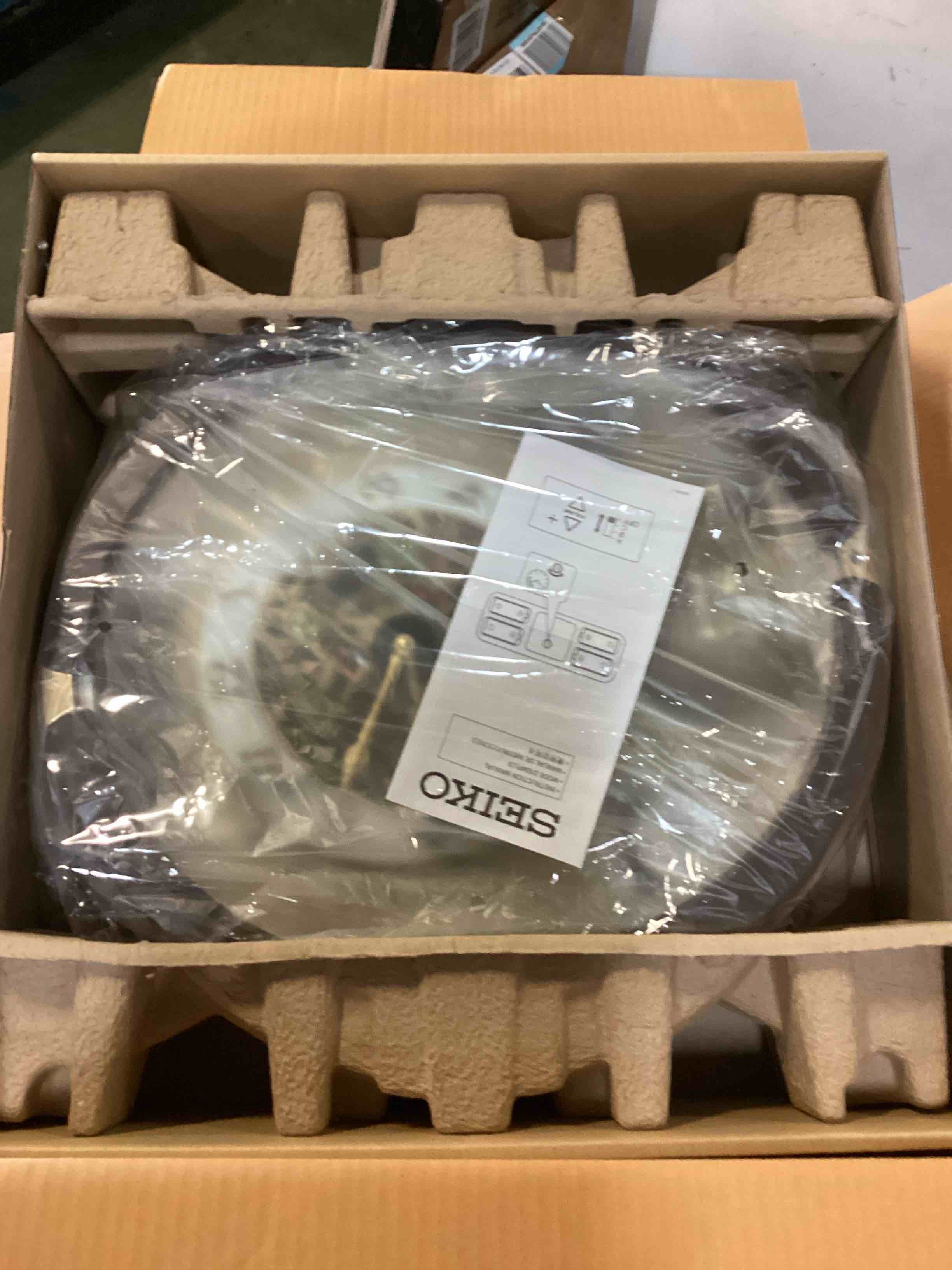 https://s3.amazonaws.com/lotting-images-prod/bidfta/YEL5088886_1703086312452.jpeg