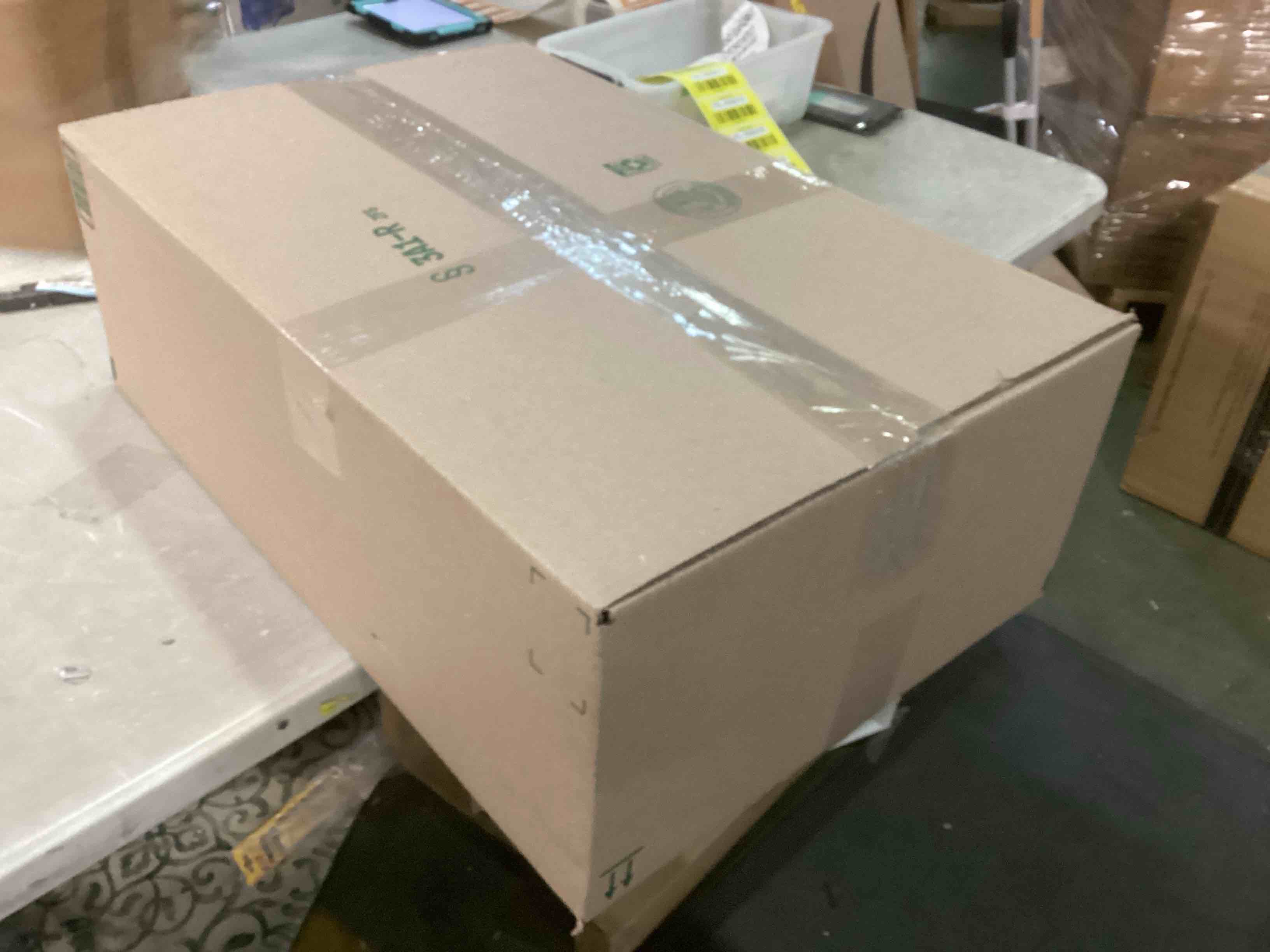 https://s3.amazonaws.com/lotting-images-prod/bidfta/YEL5089303_1703249924152.jpeg