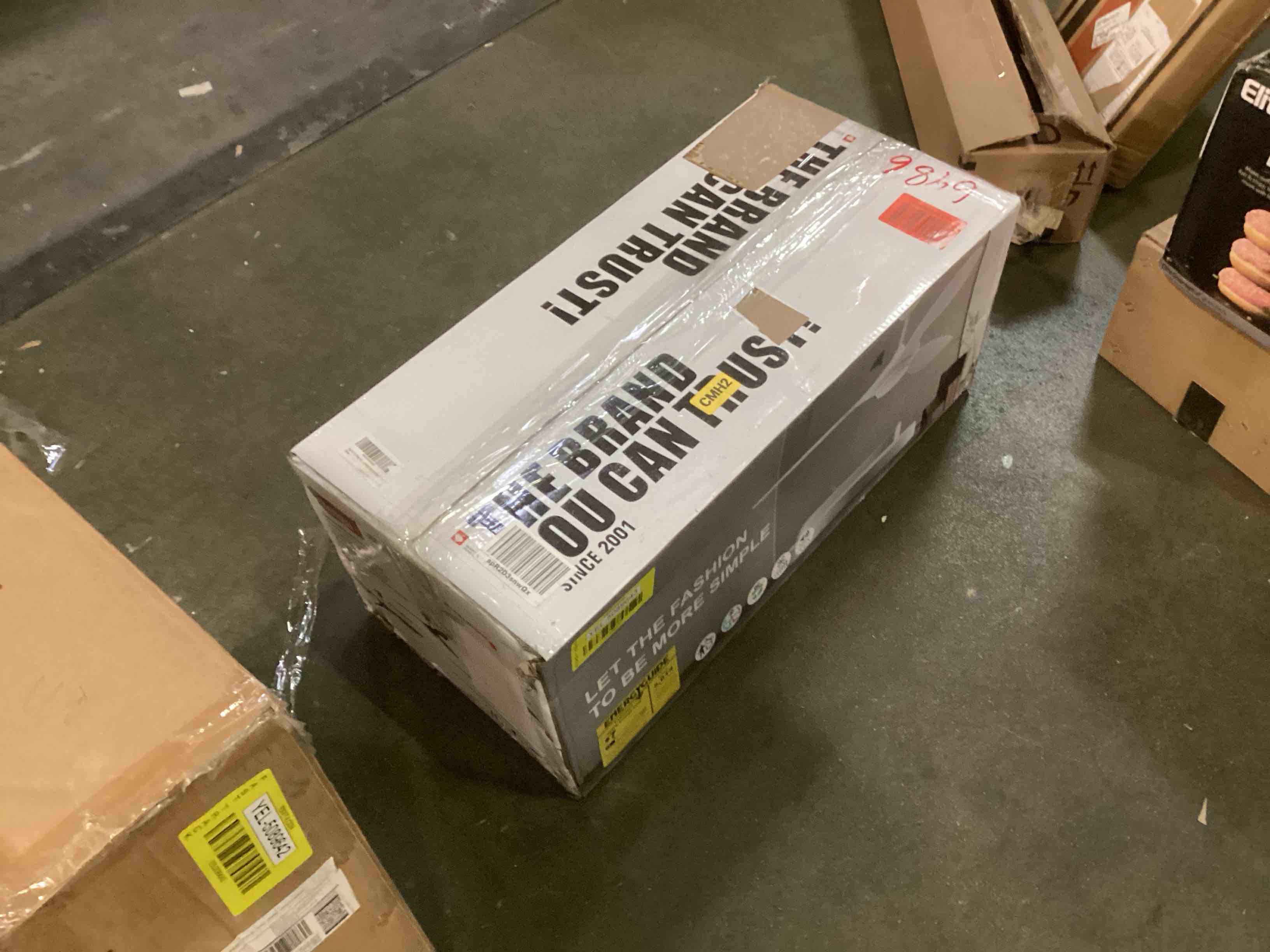 https://s3.amazonaws.com/lotting-images-prod/bidfta/YEL5089643_1703358835783.jpeg