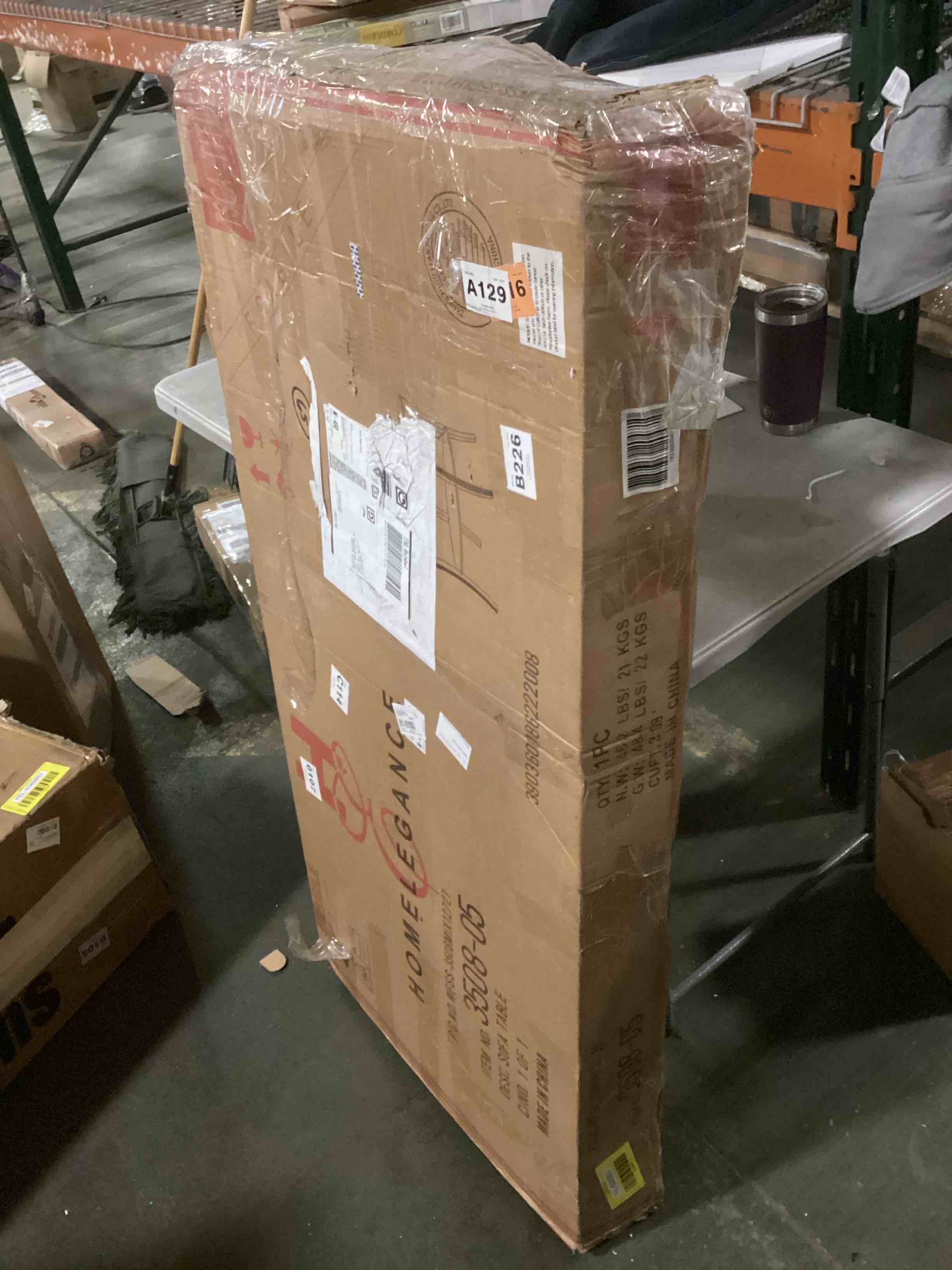 https://s3.amazonaws.com/lotting-images-prod/bidfta/YEL5089853_1703770741827.jpeg