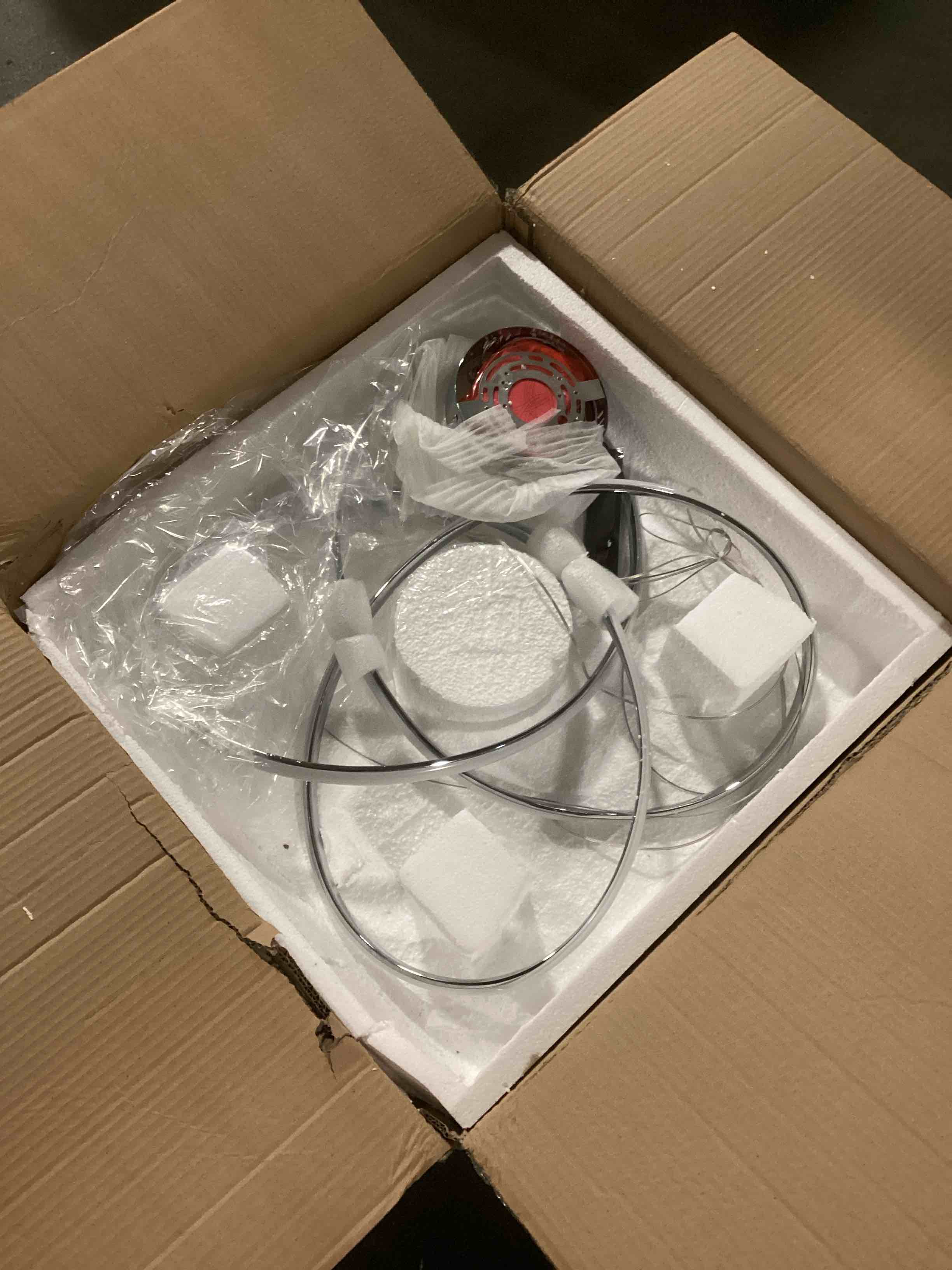 https://s3.amazonaws.com/lotting-images-prod/bidfta/YEL5089872_1703776891836.jpeg