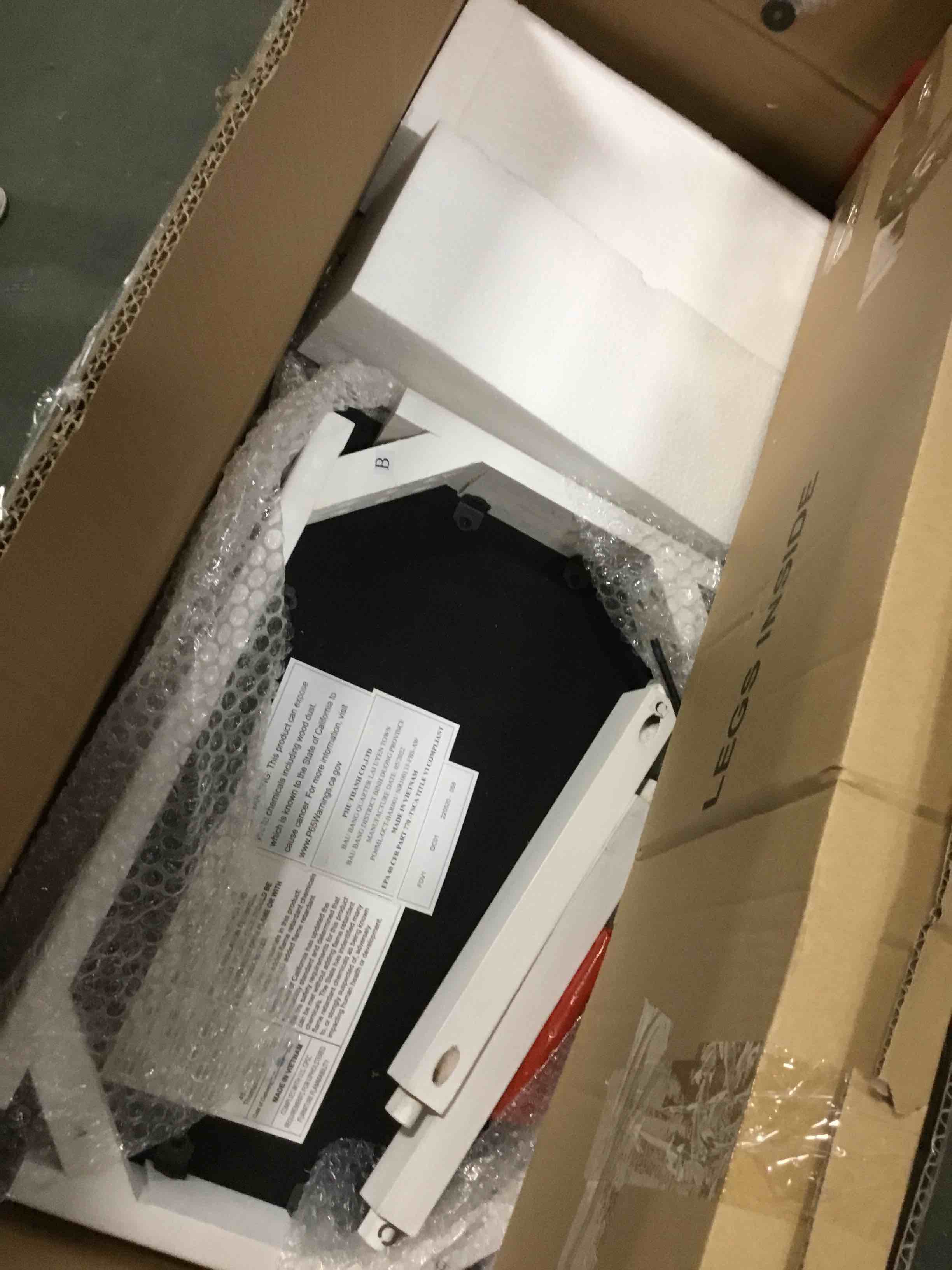https://s3.amazonaws.com/lotting-images-prod/bidfta/YEL5090912_1703276509990.jpeg