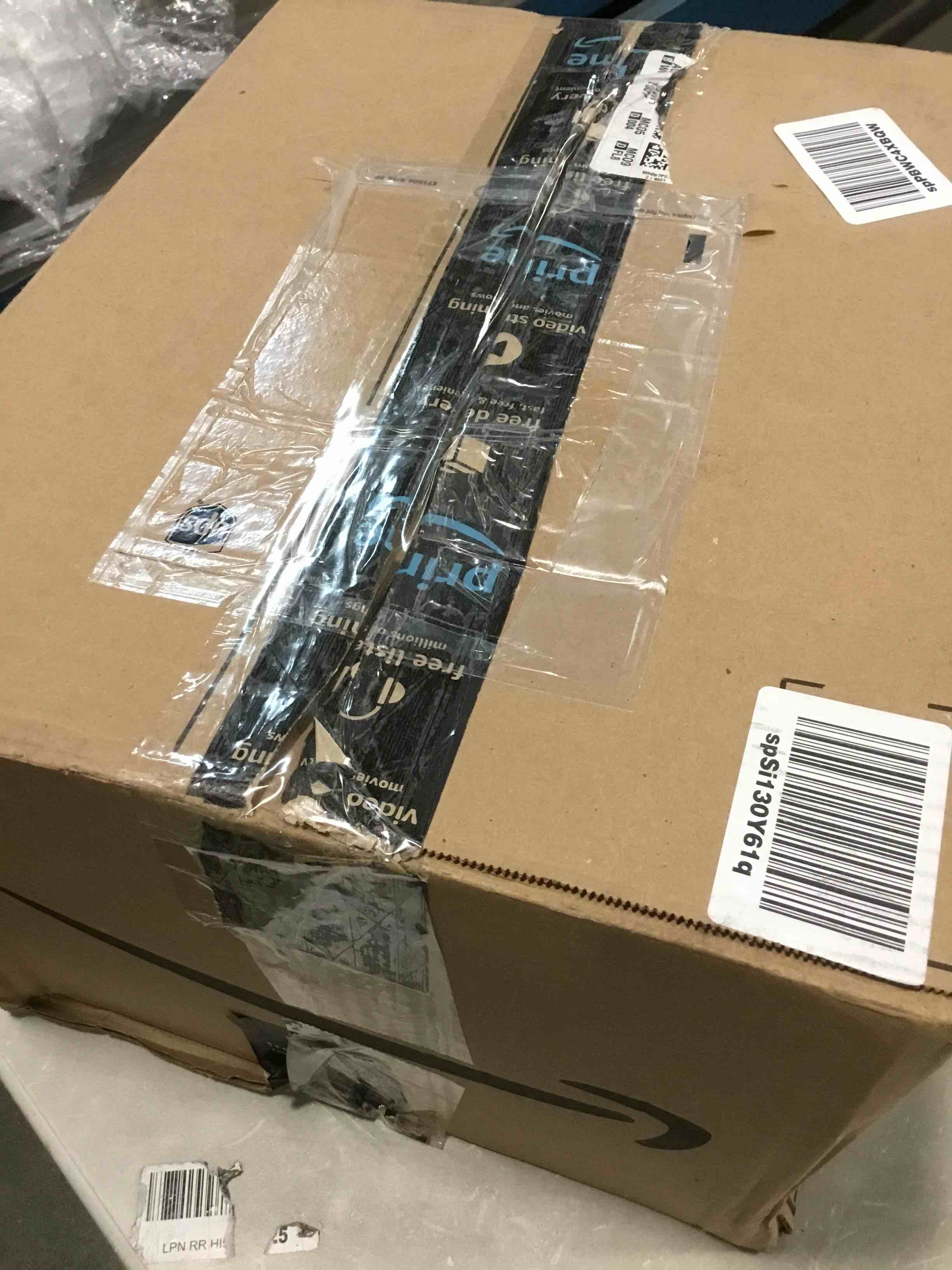 https://s3.amazonaws.com/lotting-images-prod/bidfta/YEL5091033_1703348399647.jpeg