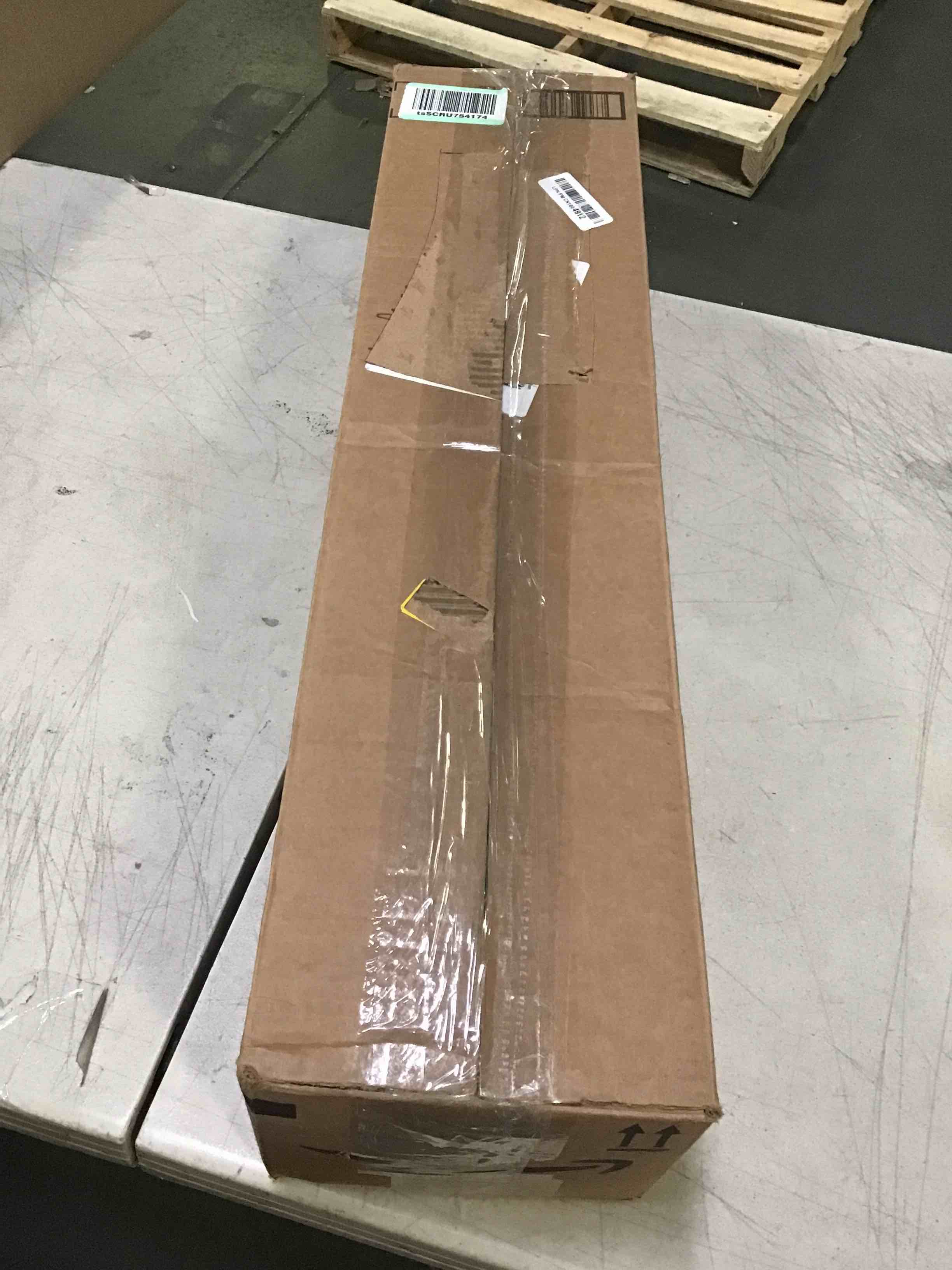 https://s3.amazonaws.com/lotting-images-prod/bidfta/YEL5091452_1702916943123.jpeg