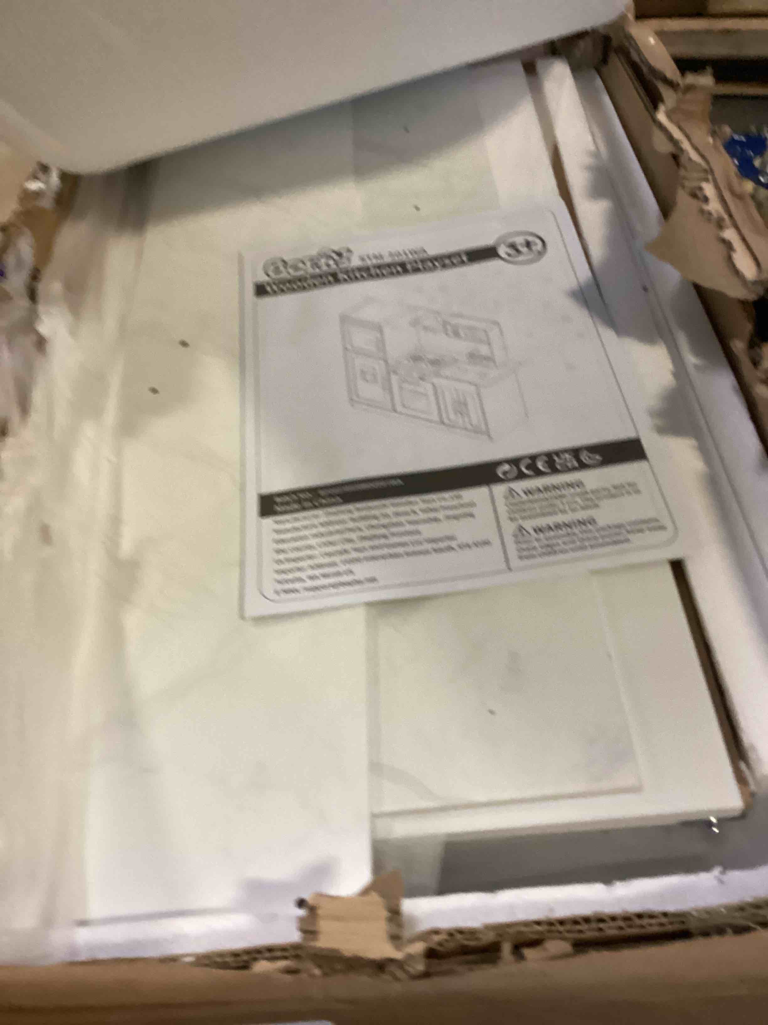 https://s3.amazonaws.com/lotting-images-prod/bidfta/YEL5091671_1703080561498.jpeg