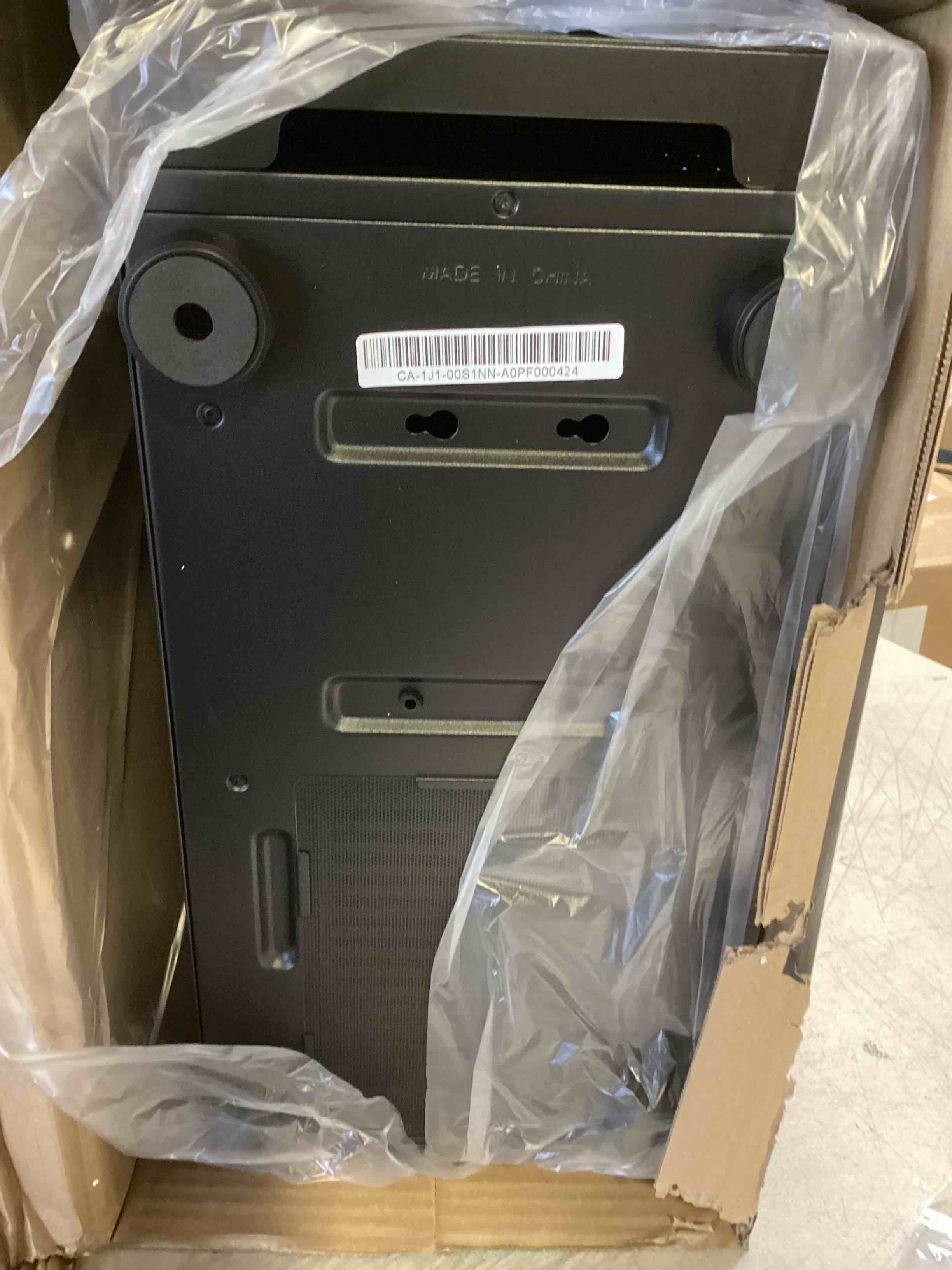 https://s3.amazonaws.com/lotting-images-prod/bidfta/YEL5091738_1703096812886.jpeg
