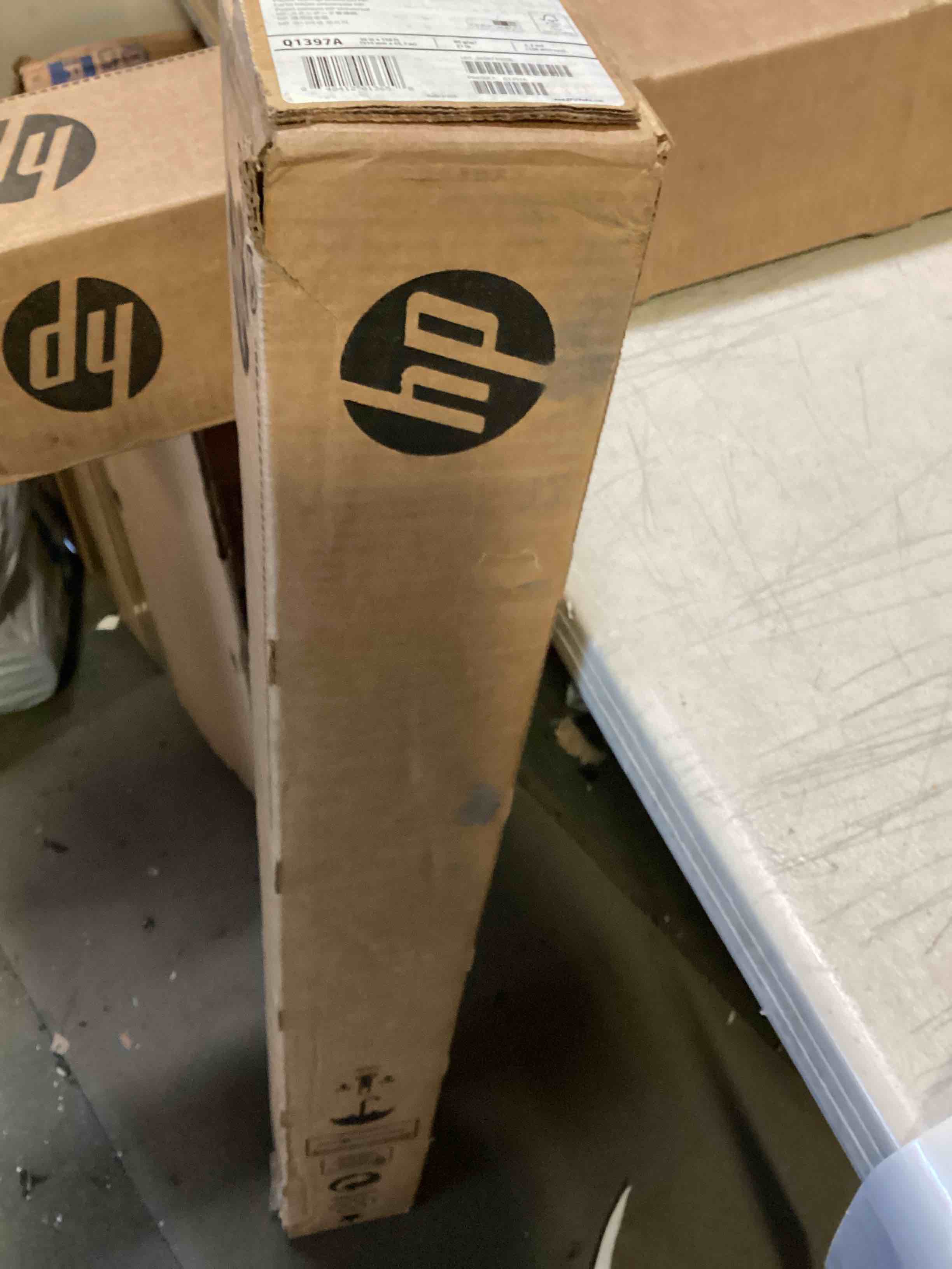 https://s3.amazonaws.com/lotting-images-prod/bidfta/YEL5091755_1703100036773.jpeg