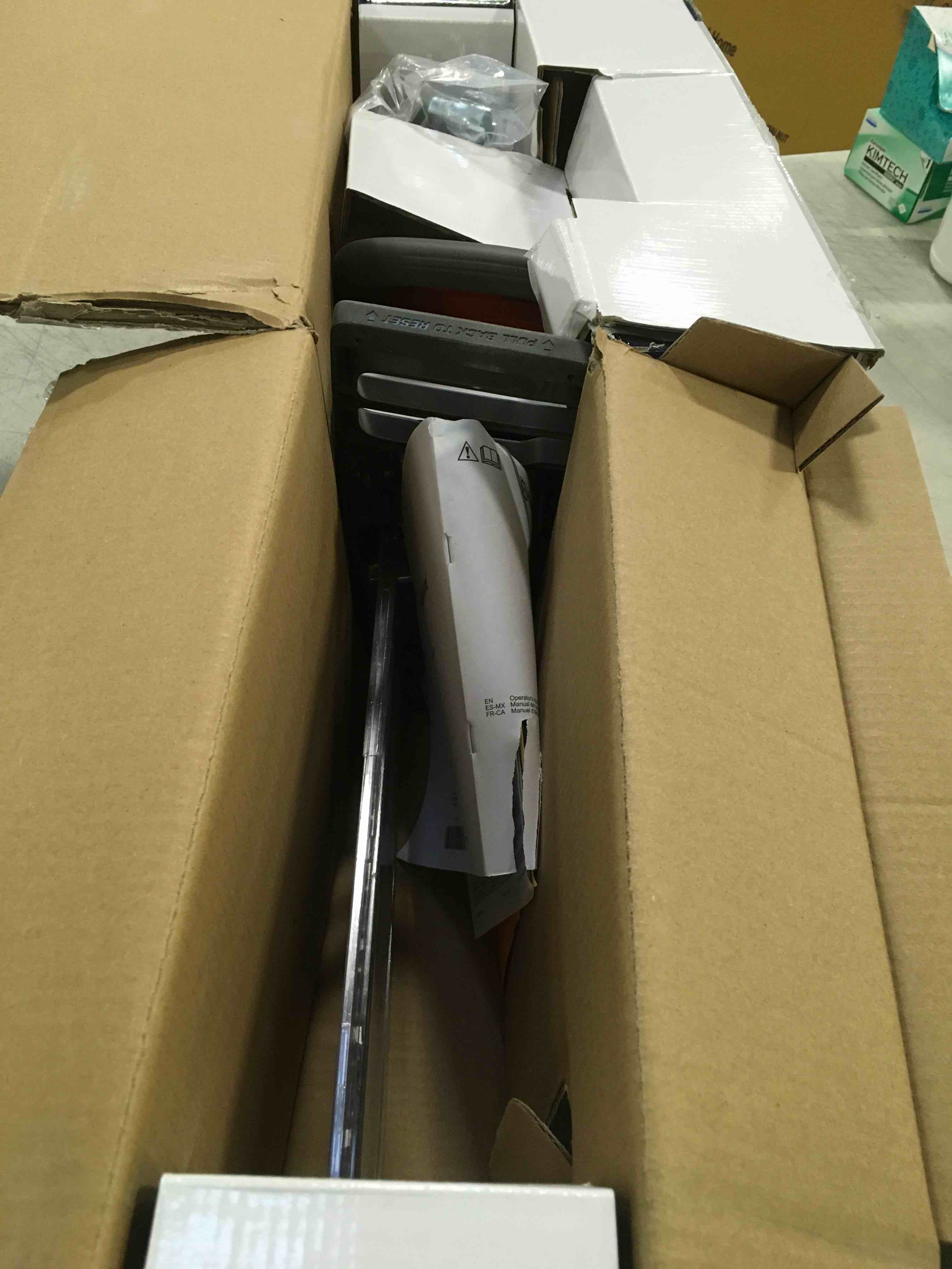 https://s3.amazonaws.com/lotting-images-prod/bidfta/YEL5092047_1703339023927.jpeg