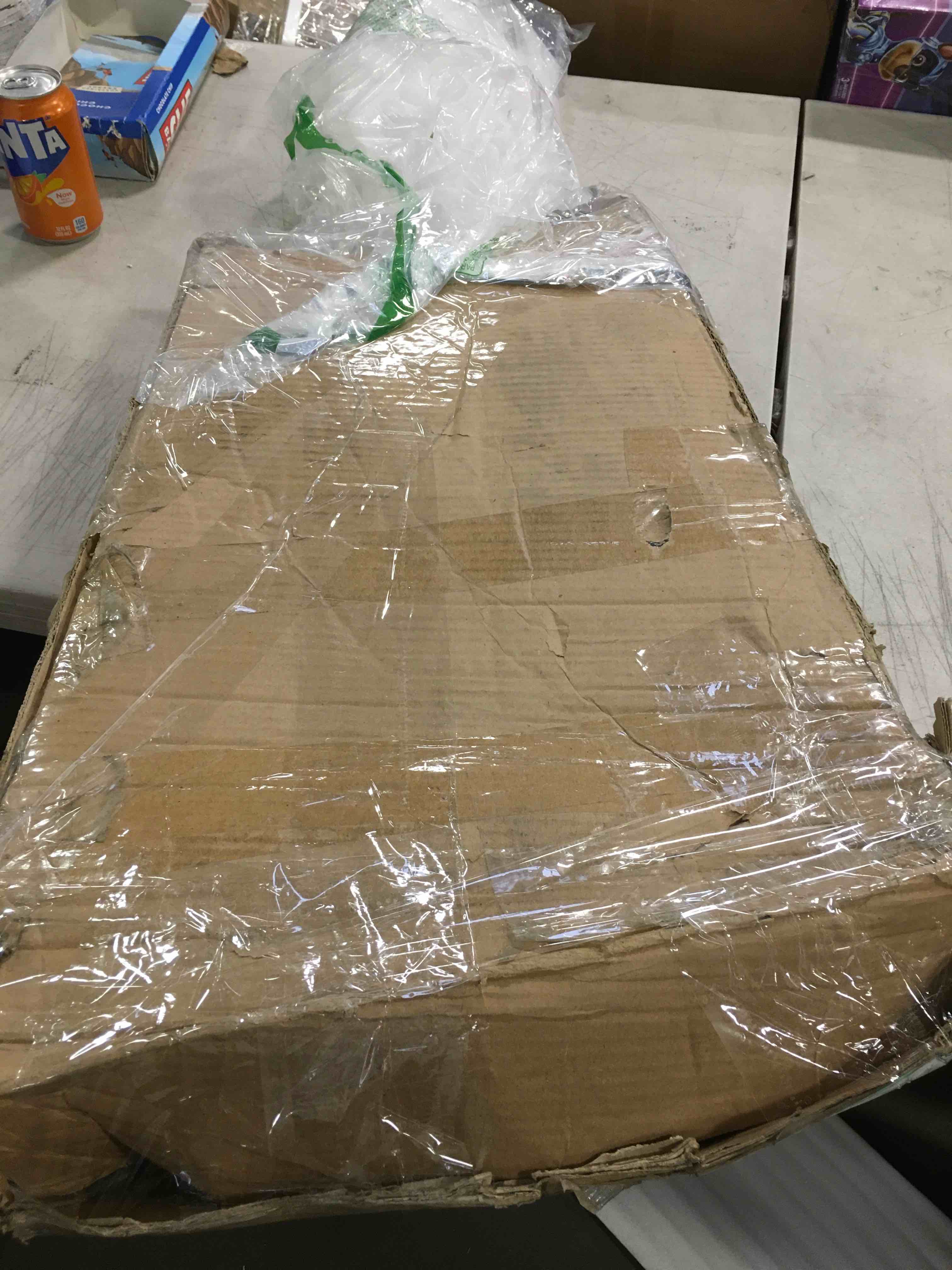 https://s3.amazonaws.com/lotting-images-prod/bidfta/YEL5092052_1703340289051.jpeg