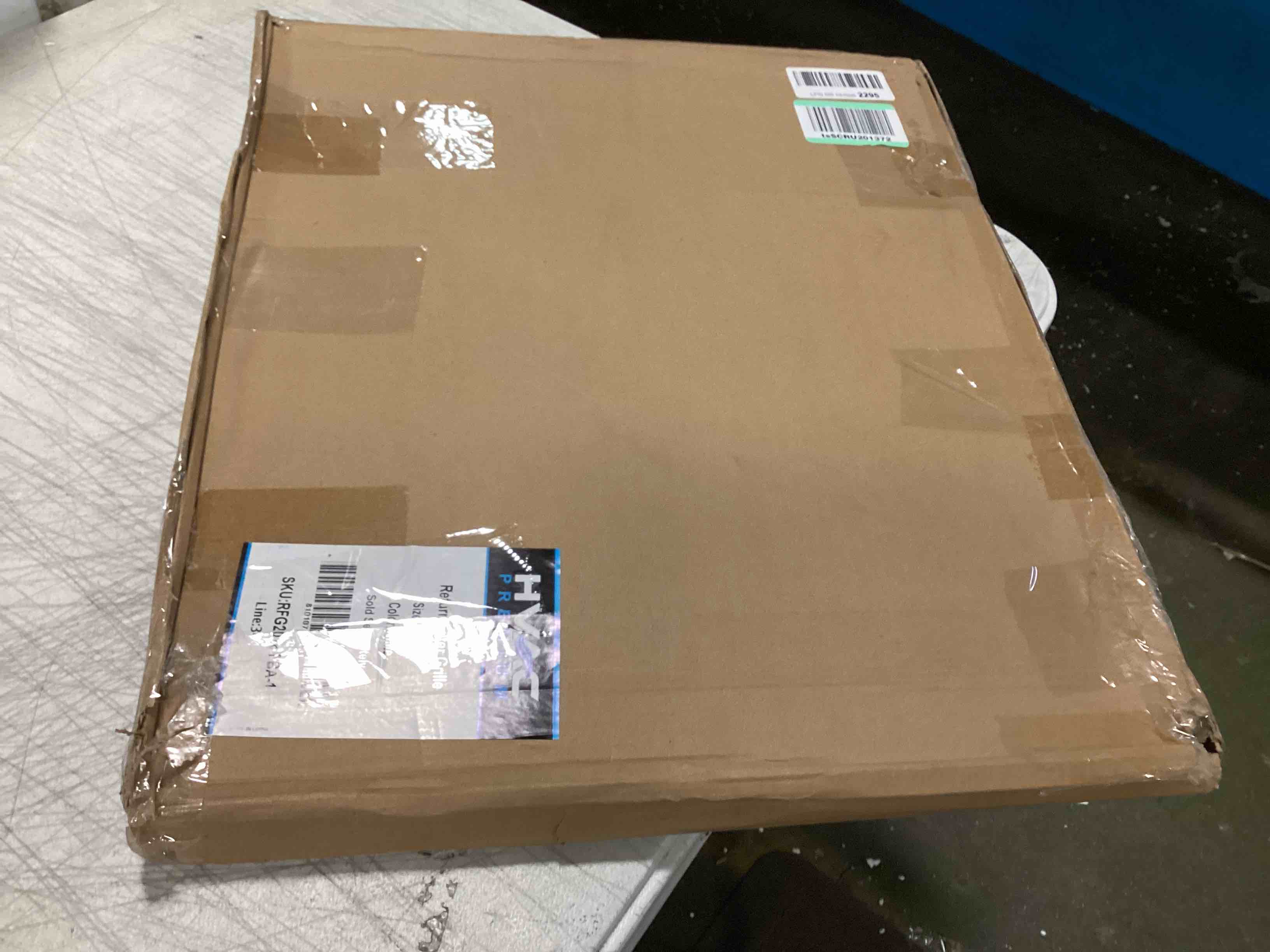 https://s3.amazonaws.com/lotting-images-prod/bidfta/YEL5092295_1703609708193.jpeg
