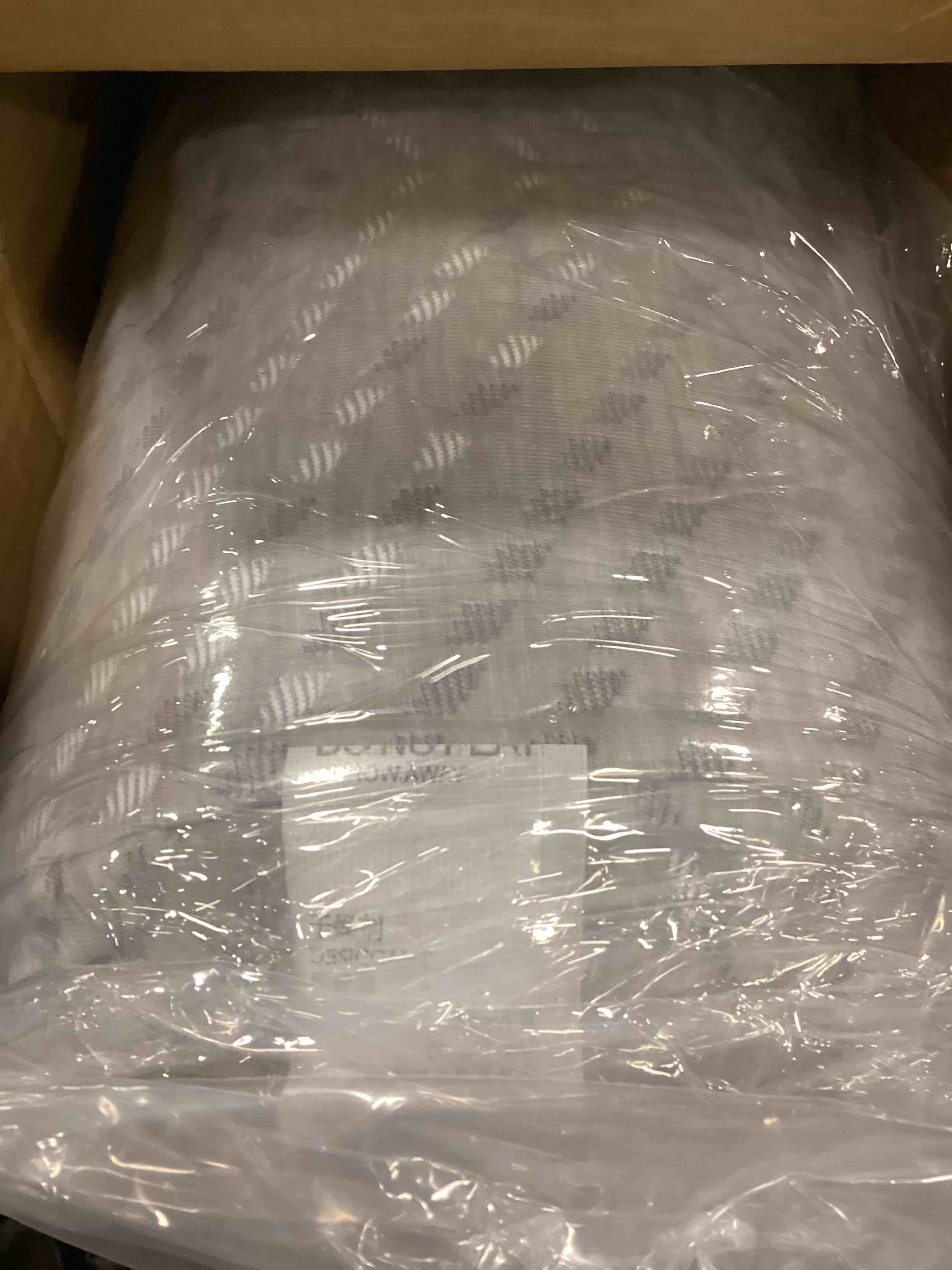 https://s3.amazonaws.com/lotting-images-prod/bidfta/YEL5092473_1703855837772.jpeg