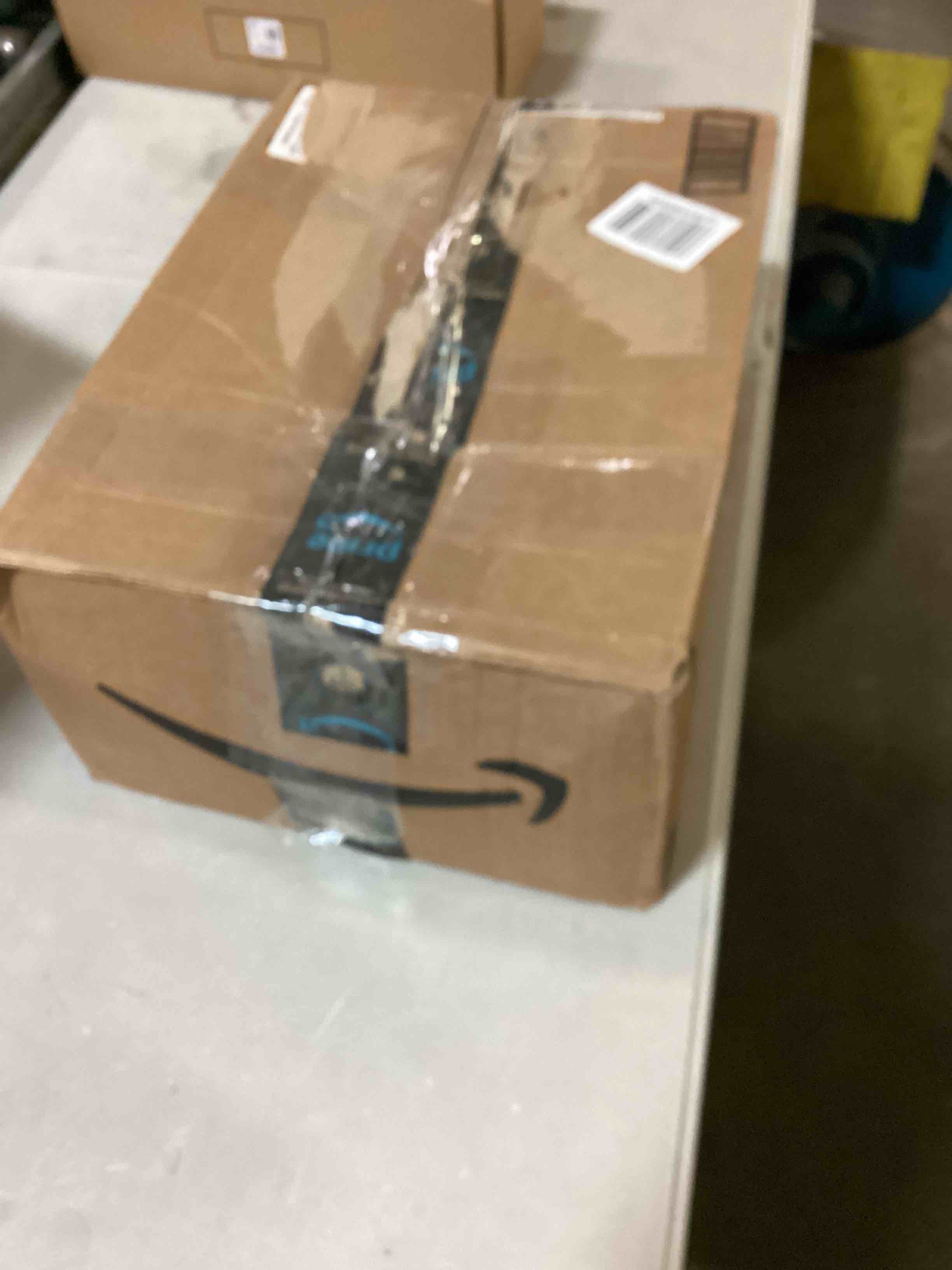https://s3.amazonaws.com/lotting-images-prod/bidfta/YEL5093027_1702742712183.jpeg