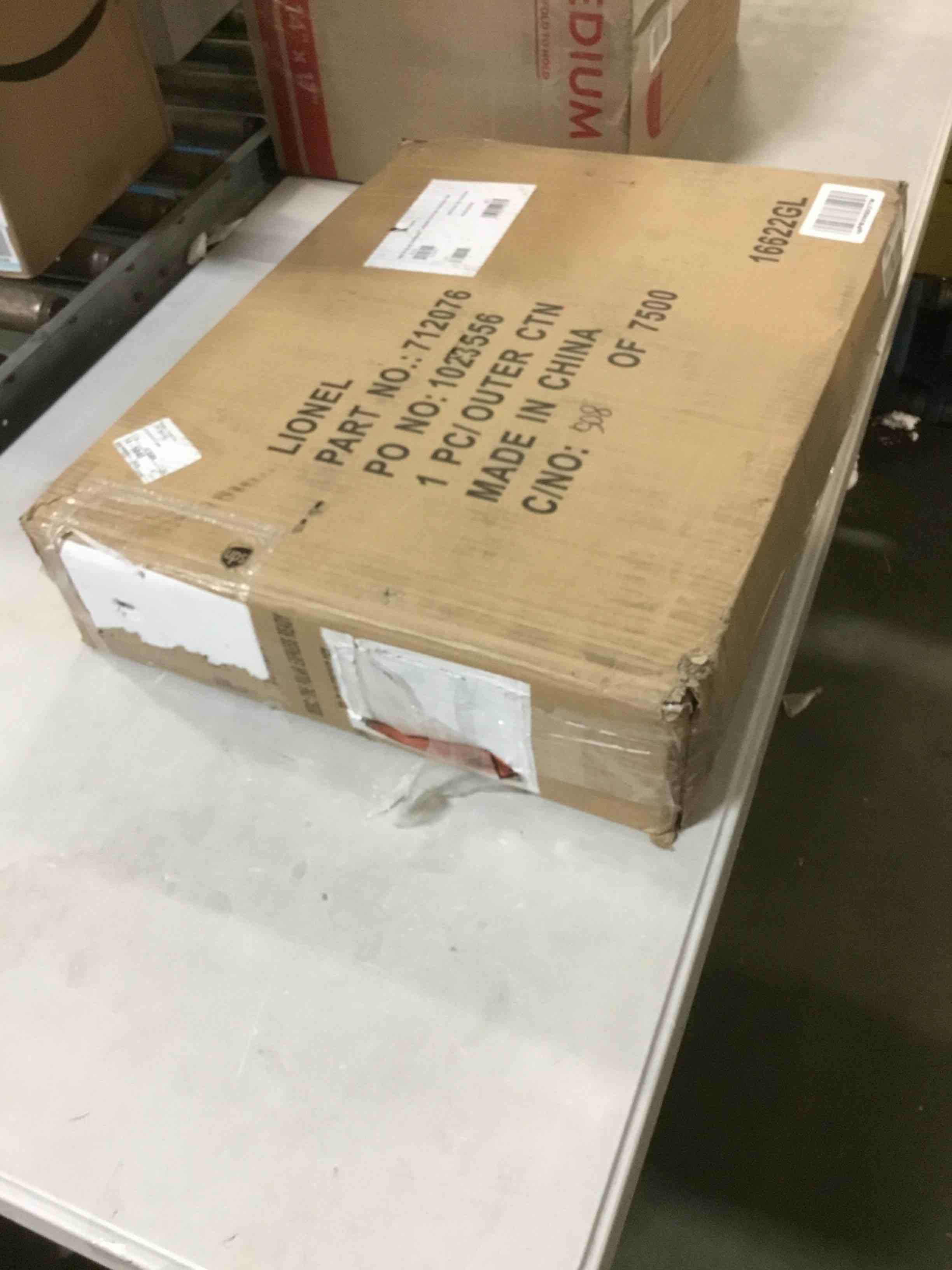 https://s3.amazonaws.com/lotting-images-prod/bidfta/YEL5093440_1703101070950.jpeg