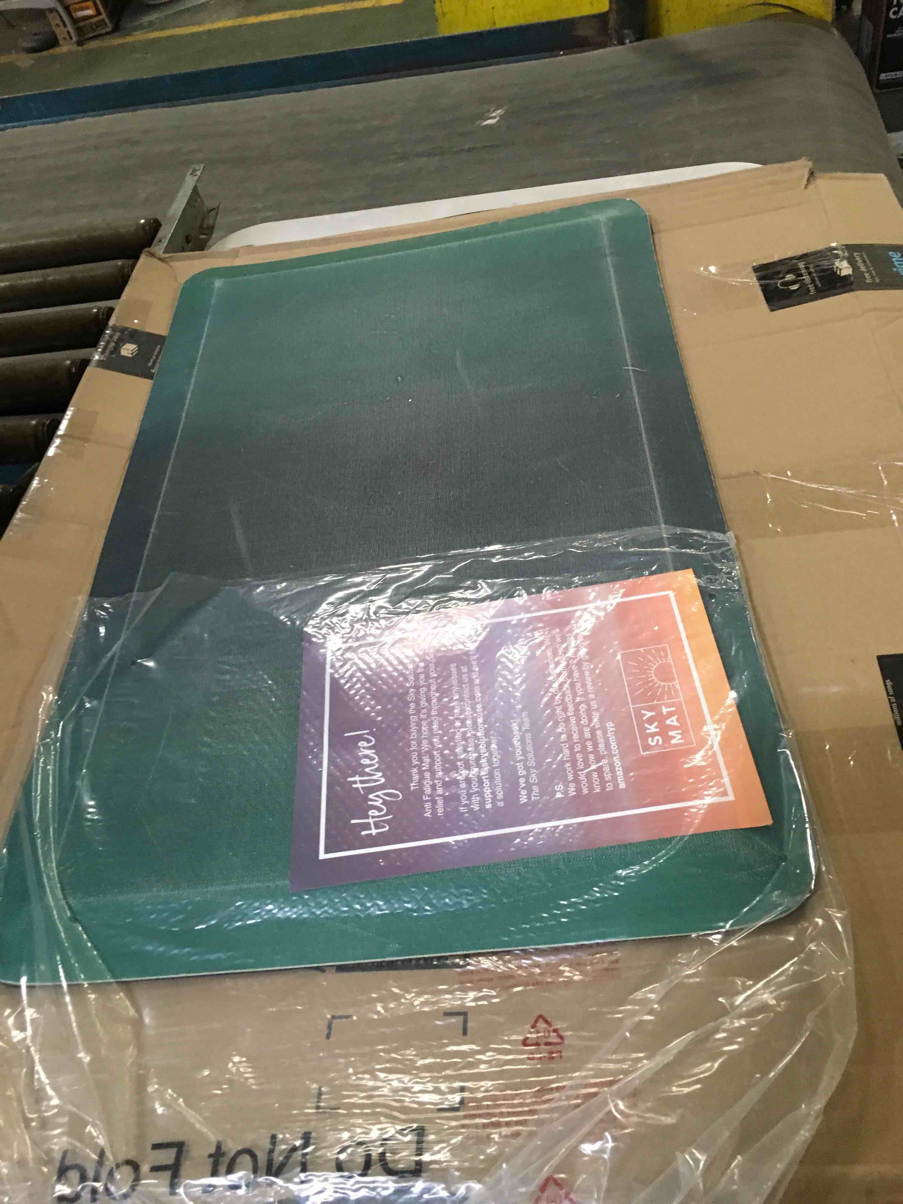https://s3.amazonaws.com/lotting-images-prod/bidfta/YEL5093586_1703247083703.jpeg
