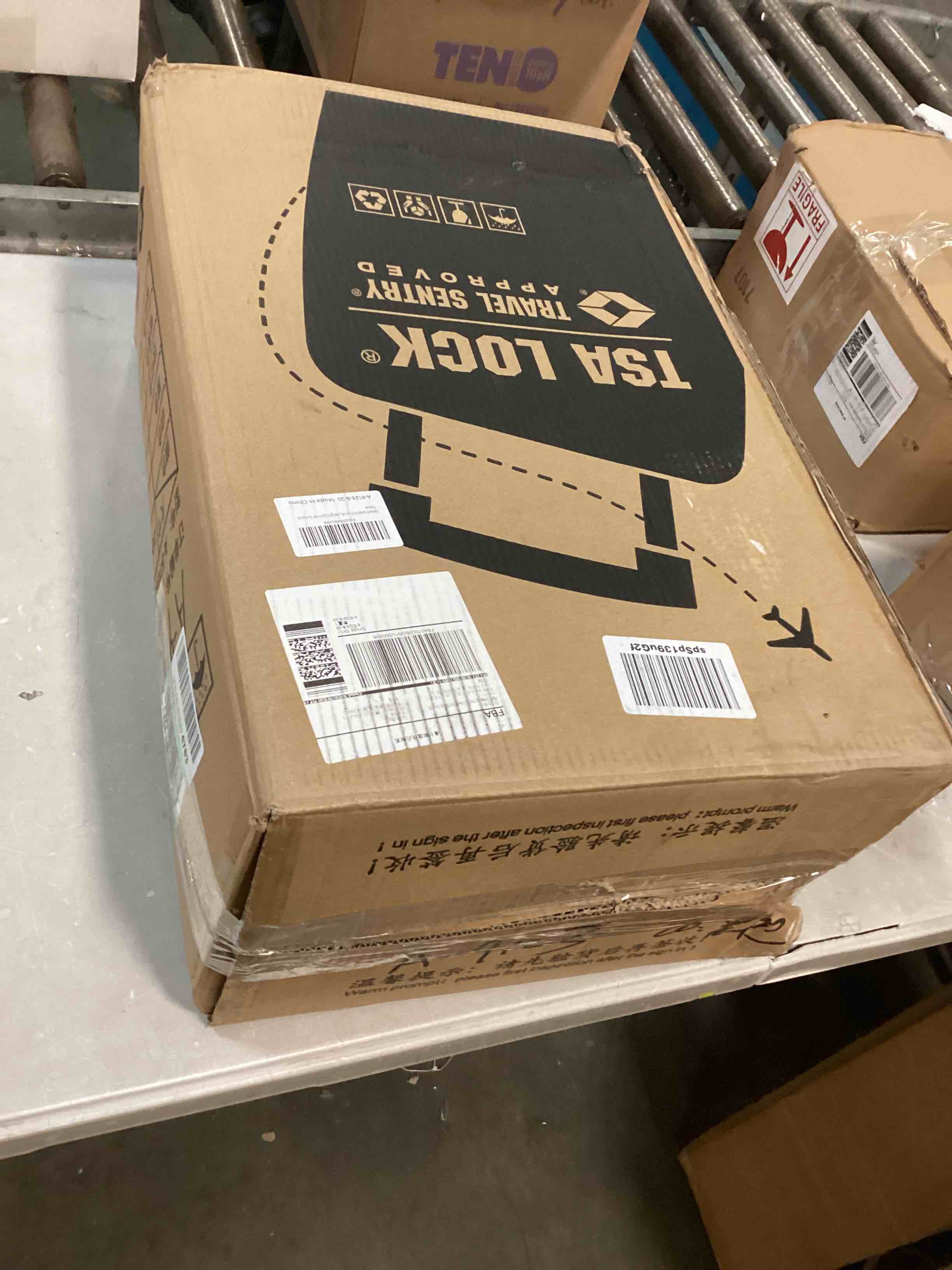 https://s3.amazonaws.com/lotting-images-prod/bidfta/YEL5094034_1703783187136.jpeg