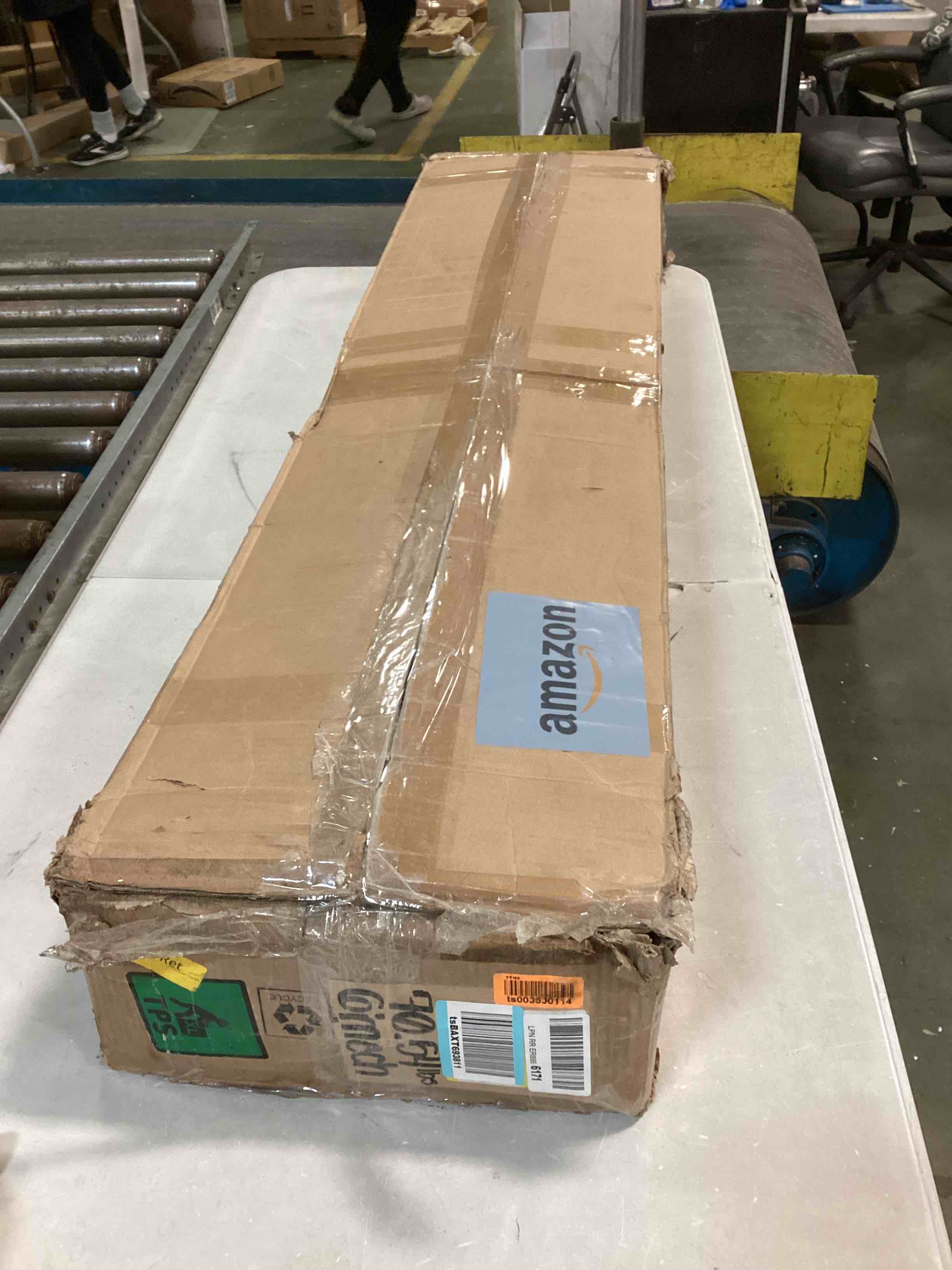 https://s3.amazonaws.com/lotting-images-prod/bidfta/YEL5094075_1703793465710.jpeg