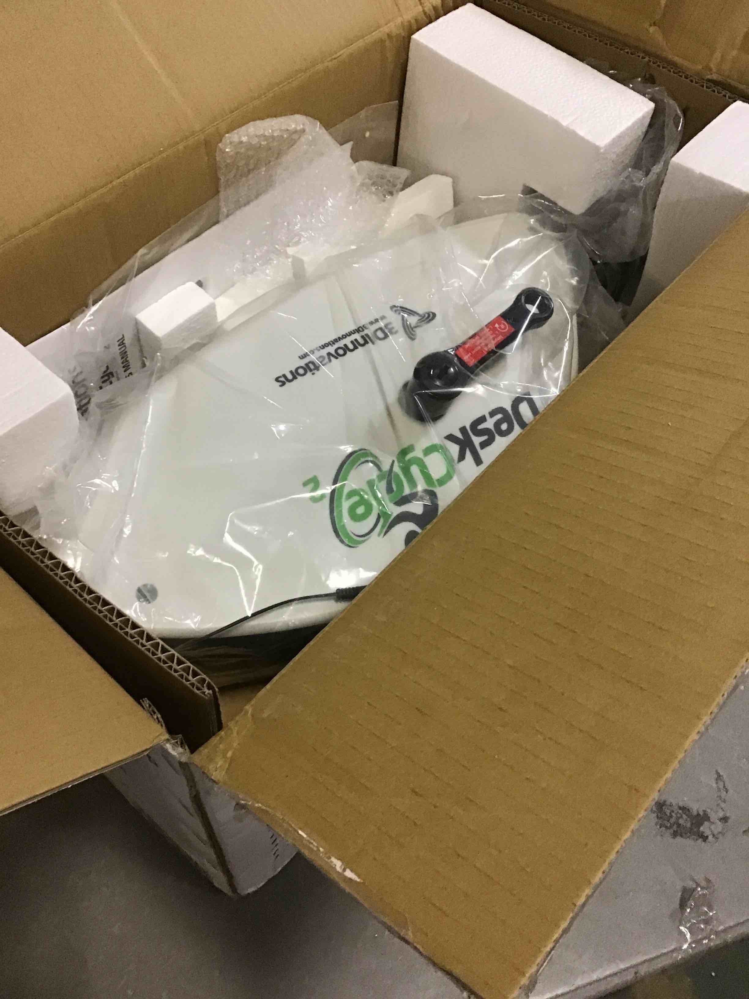https://s3.amazonaws.com/lotting-images-prod/bidfta/YEL5094910_1702908833532.jpeg