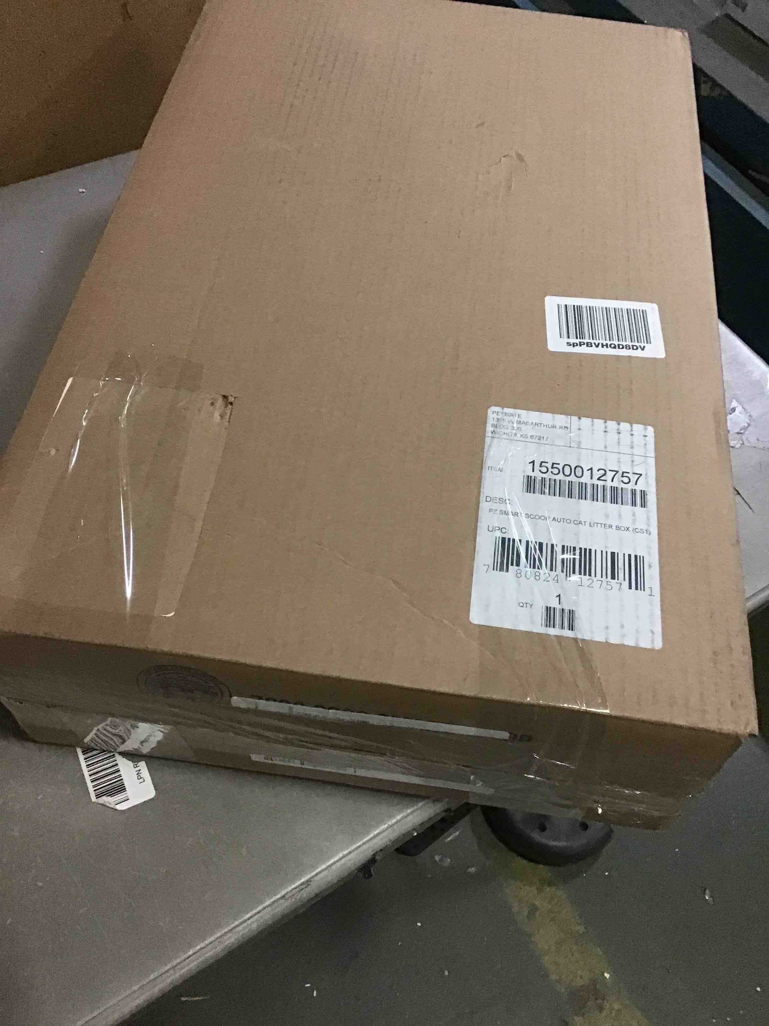 https://s3.amazonaws.com/lotting-images-prod/bidfta/YEL5094933_1702913736658.jpeg