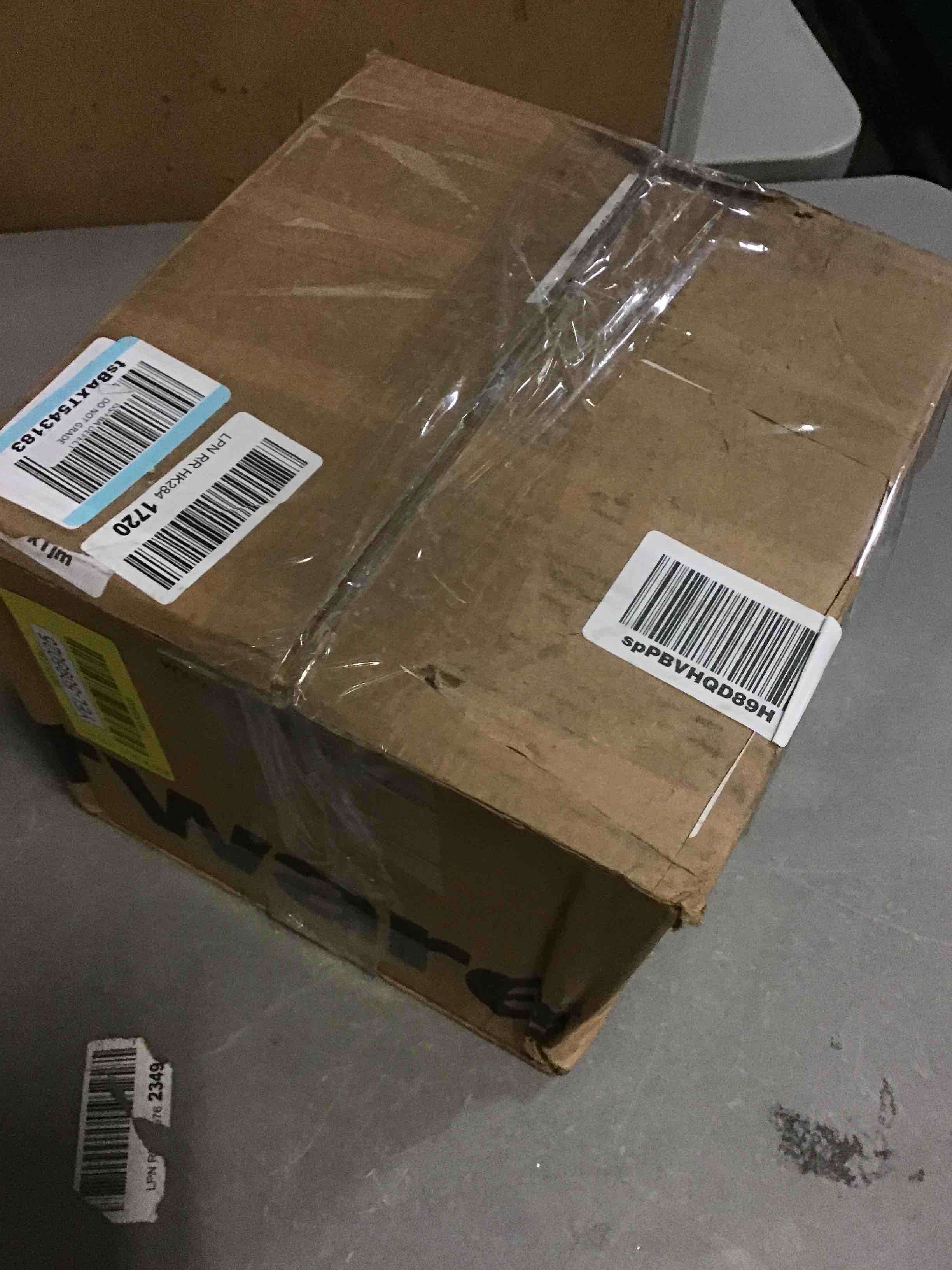 https://s3.amazonaws.com/lotting-images-prod/bidfta/YEL5095025_1702924559820.jpeg