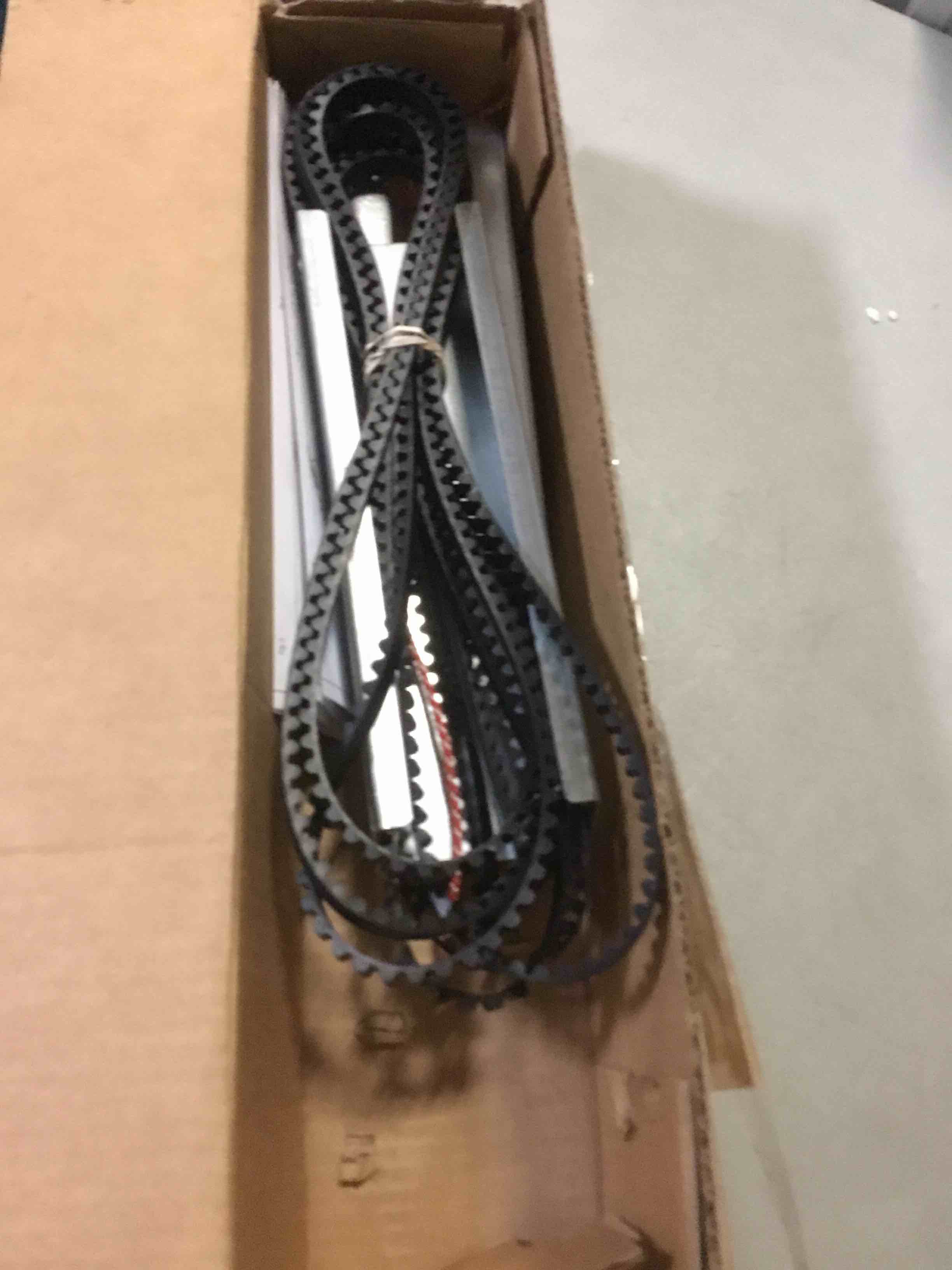 https://s3.amazonaws.com/lotting-images-prod/bidfta/YEL5095305_1703019355315.jpeg