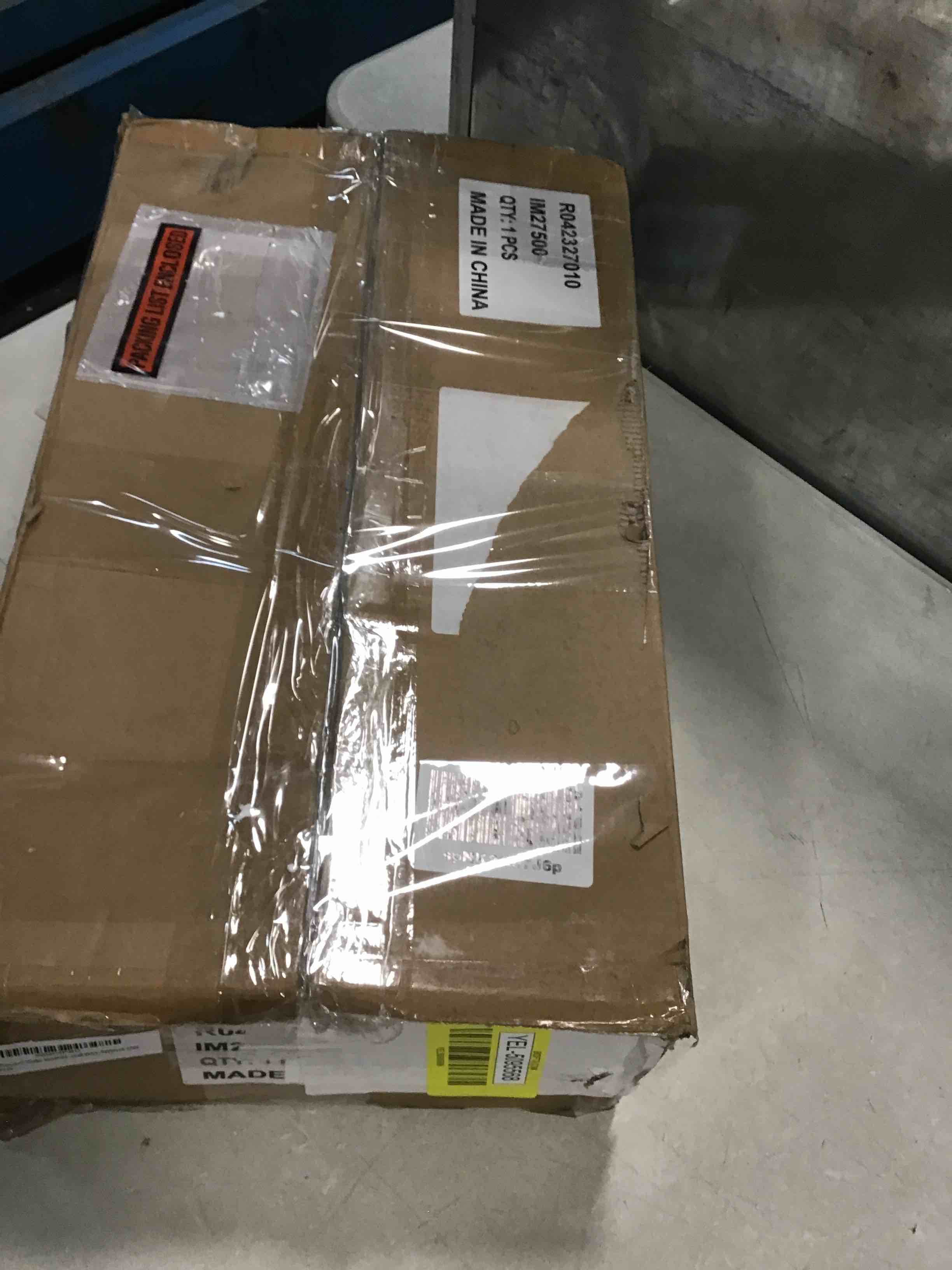 https://s3.amazonaws.com/lotting-images-prod/bidfta/YEL5095568_1703249939784.jpeg