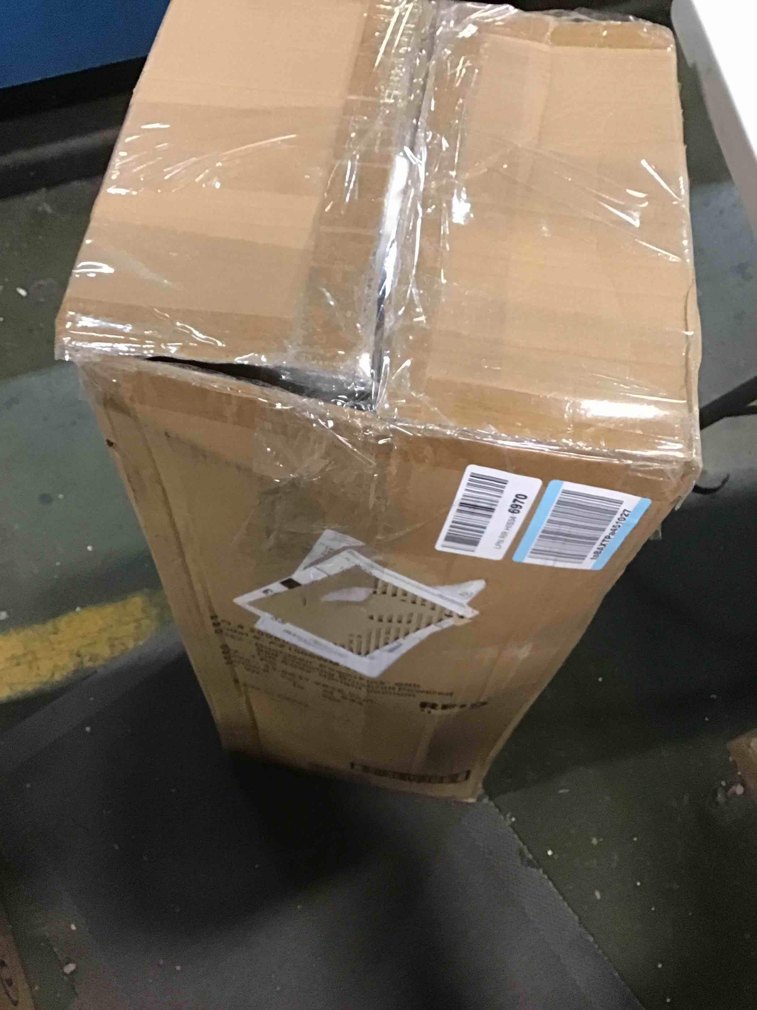 https://s3.amazonaws.com/lotting-images-prod/bidfta/YEL5095701_1703271321452.jpeg