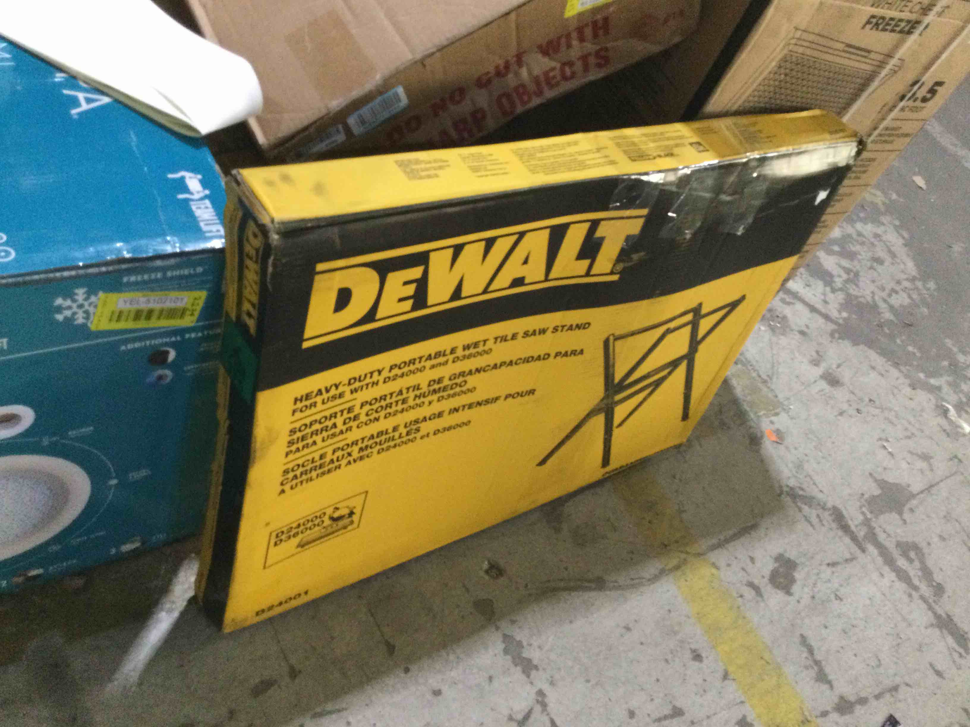 https://s3.amazonaws.com/lotting-images-prod/bidfta/YEL5102291_1694729383870.jpeg
