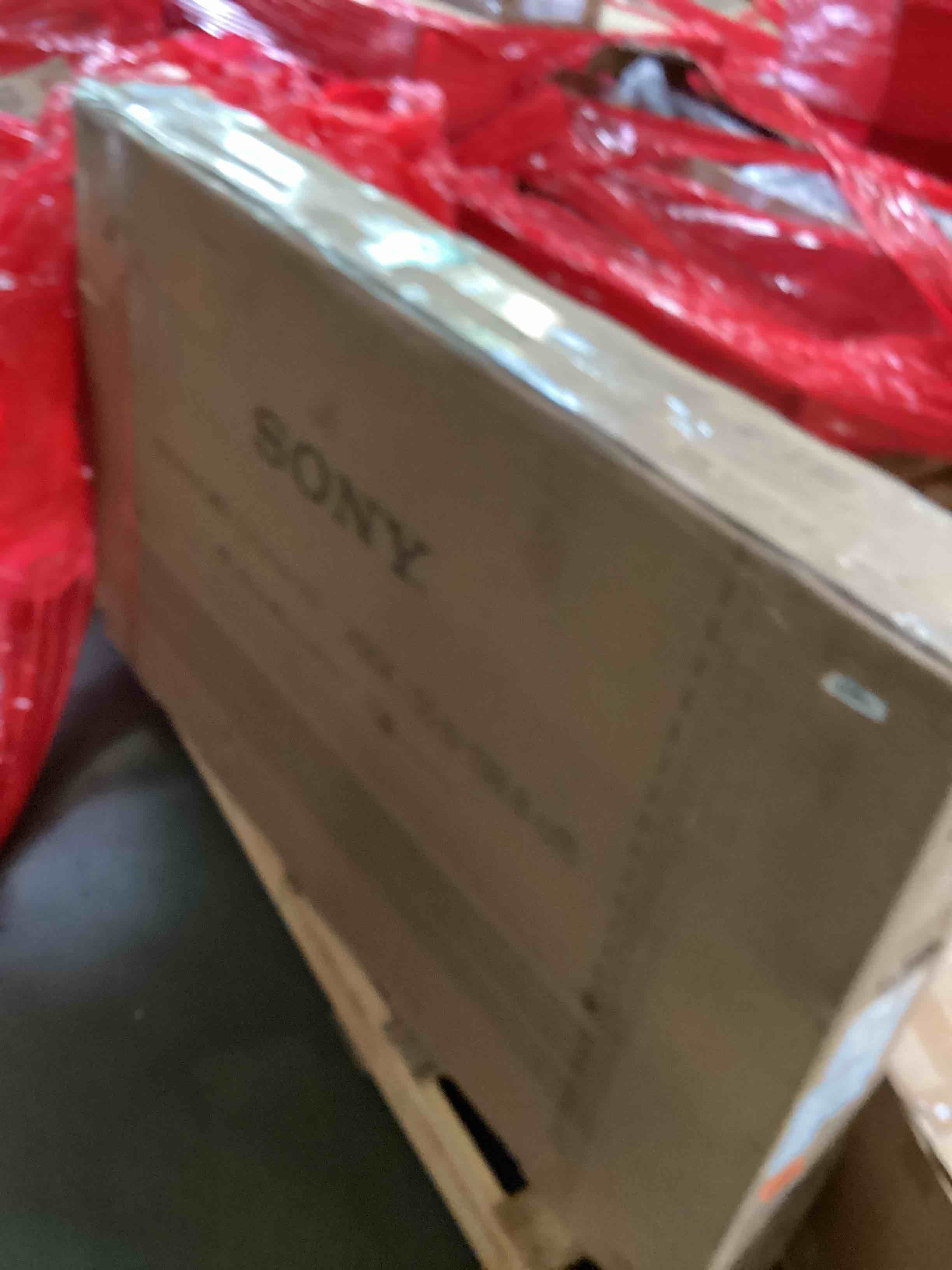 https://s3.amazonaws.com/lotting-images-prod/bidfta/YEL5108122_1692298409729.jpeg