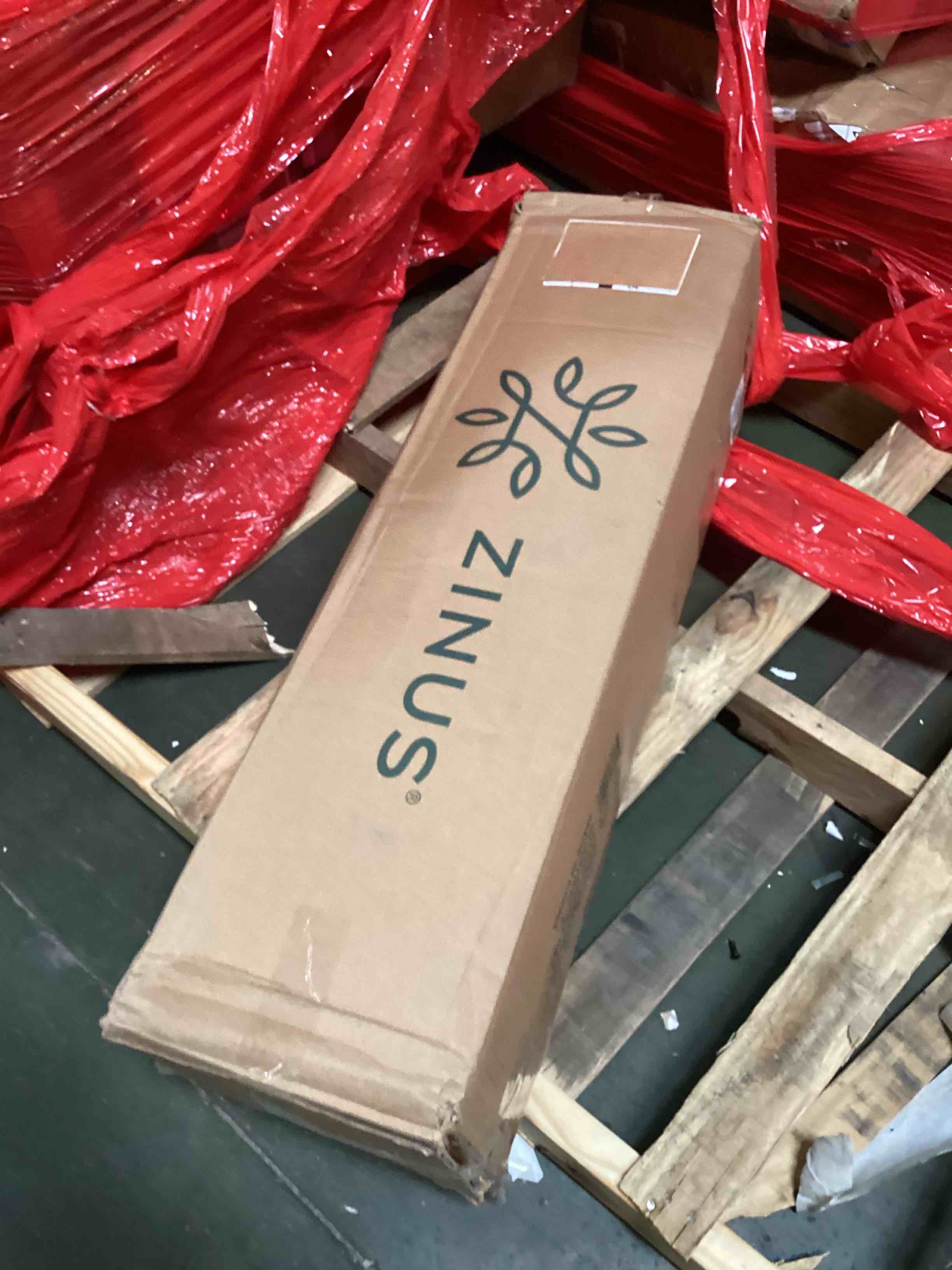 https://s3.amazonaws.com/lotting-images-prod/bidfta/YEL5108218_1692373974760.jpeg