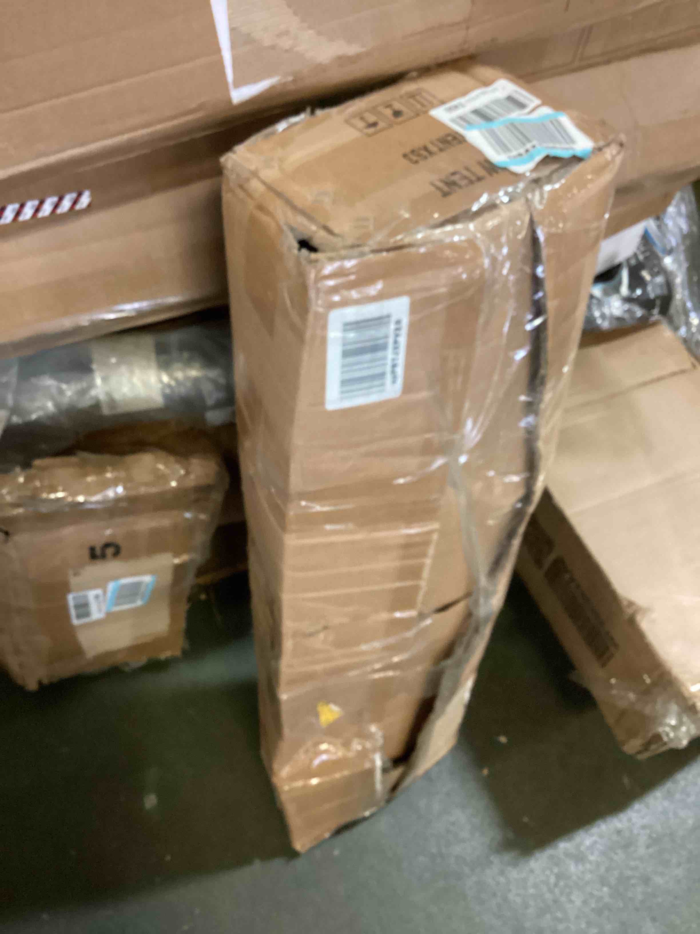 https://s3.amazonaws.com/lotting-images-prod/bidfta/YEL5108950_1692807598180.jpeg
