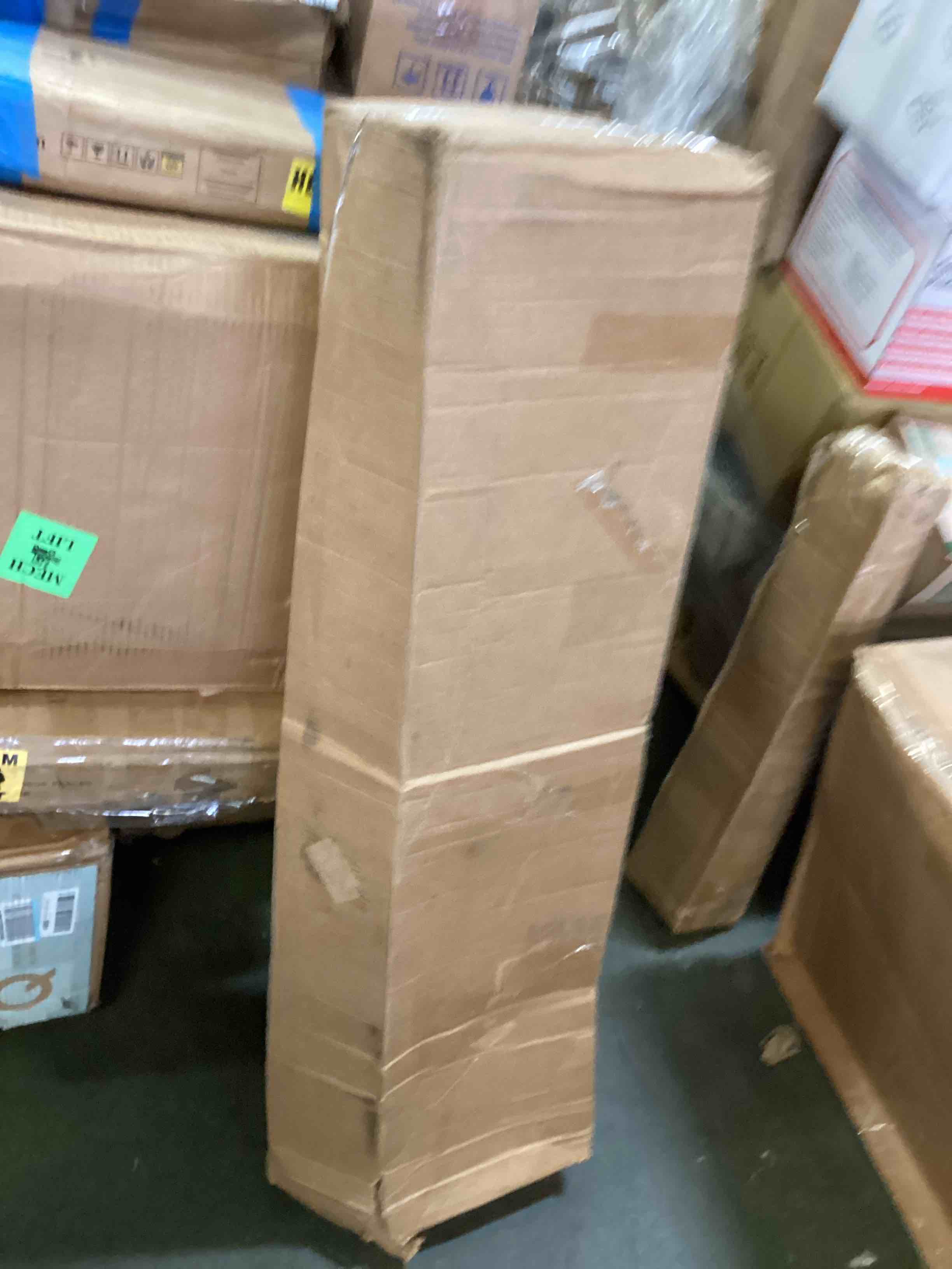 https://s3.amazonaws.com/lotting-images-prod/bidfta/YEL5109049_1692819726517.jpeg