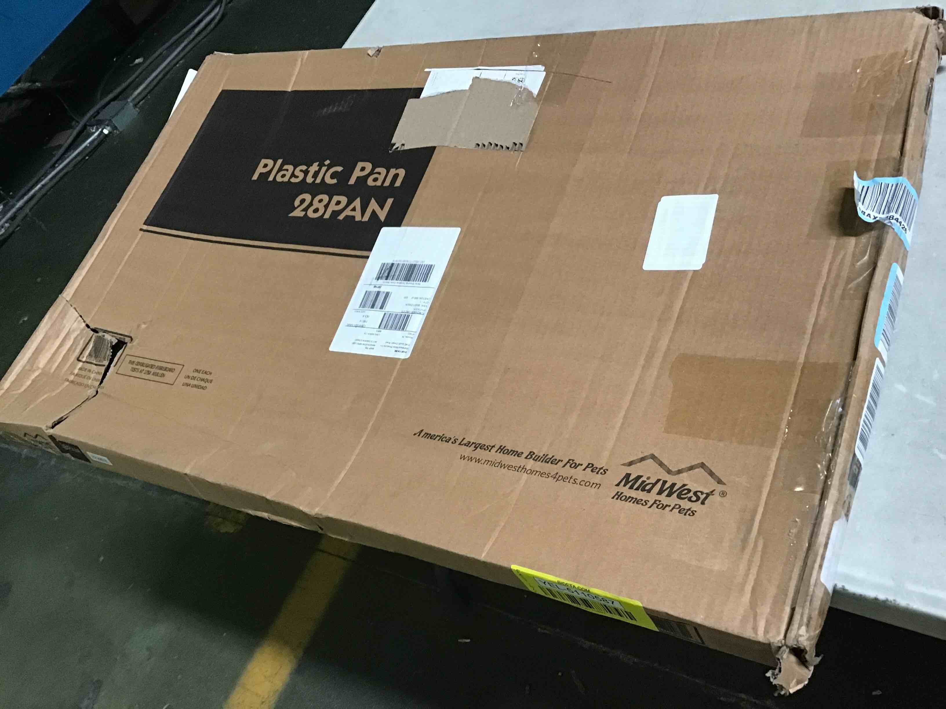 https://s3.amazonaws.com/lotting-images-prod/bidfta/YEL5110587_1693323266808.jpeg