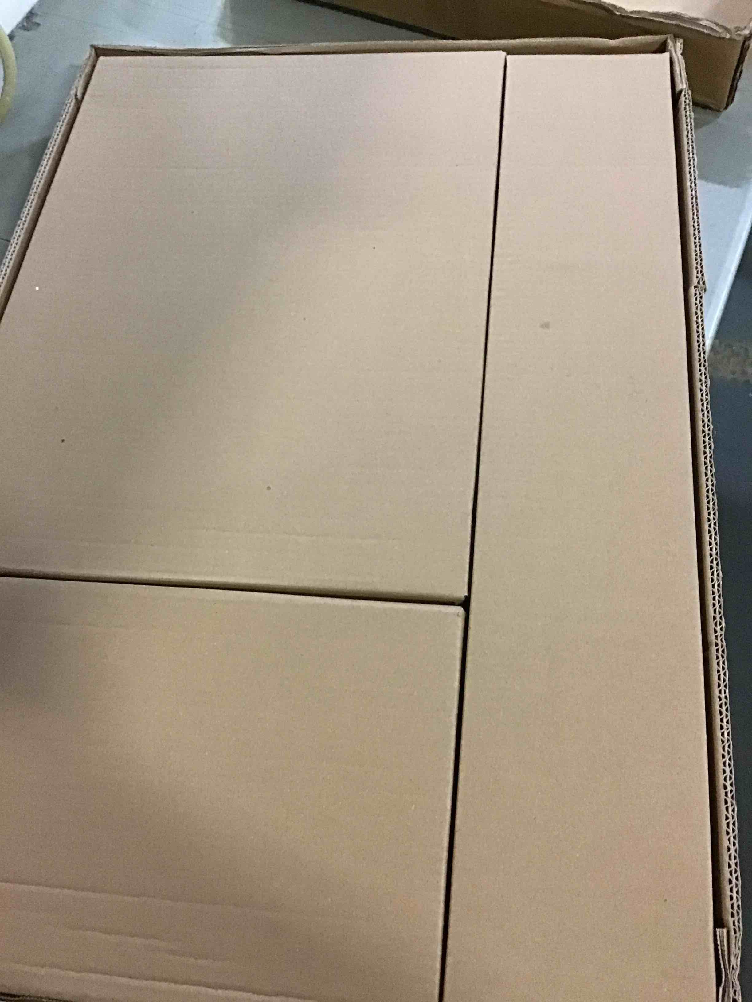 https://s3.amazonaws.com/lotting-images-prod/bidfta/YEL5111350_1692882847321.jpeg