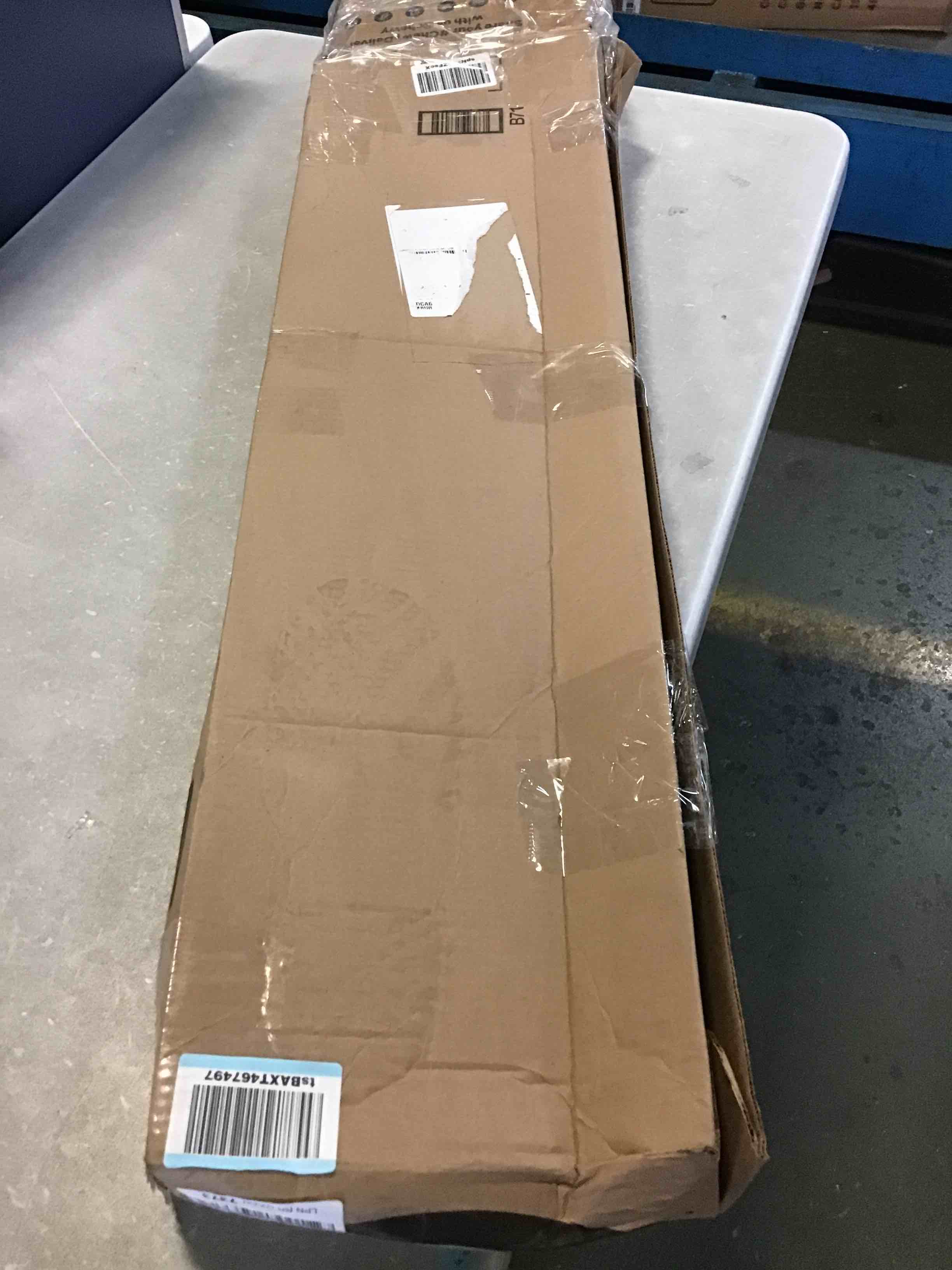 https://s3.amazonaws.com/lotting-images-prod/bidfta/YEL5111773_1693248866459.jpeg