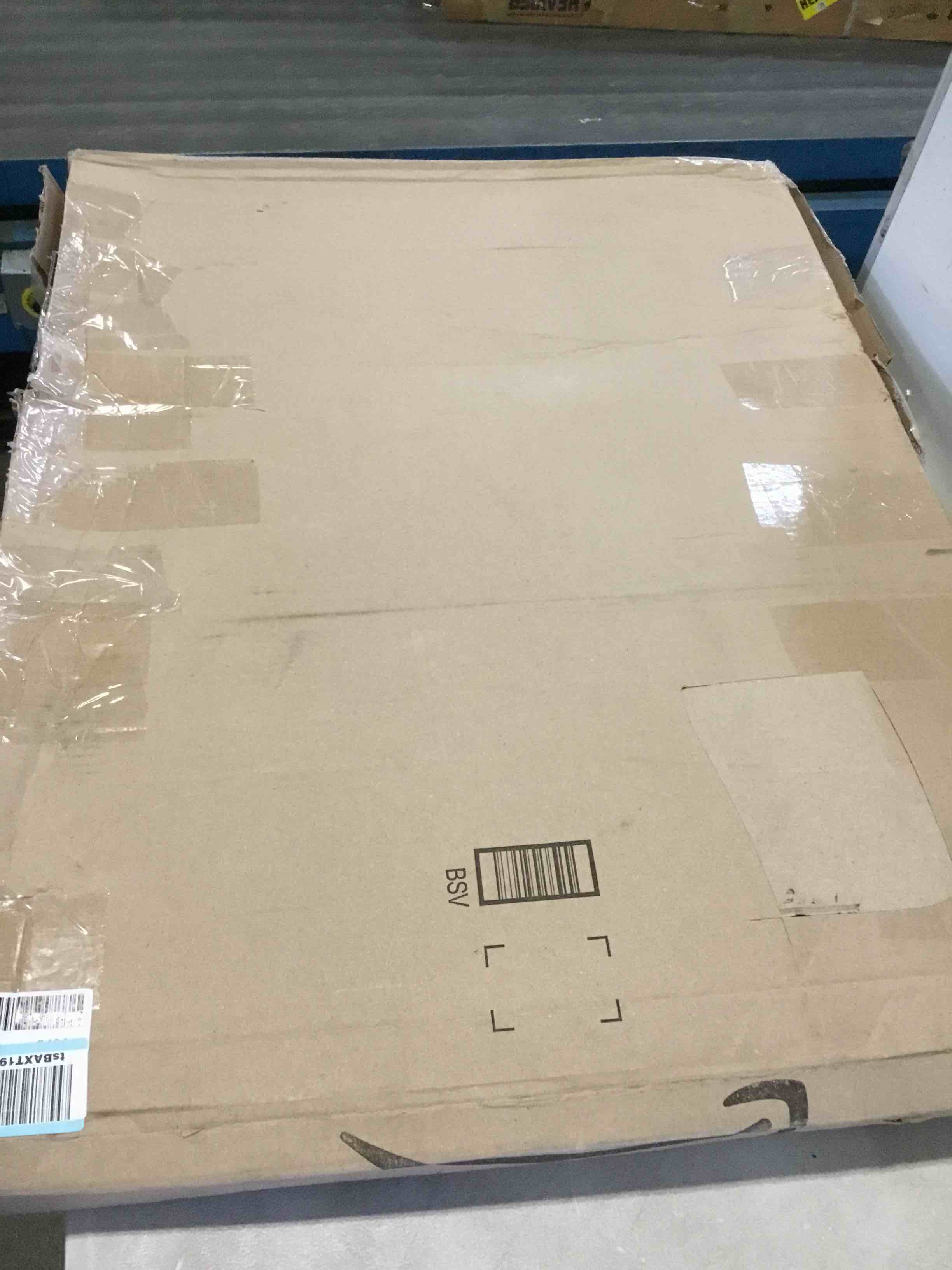 https://s3.amazonaws.com/lotting-images-prod/bidfta/YEL5111939_1693331375595.jpeg